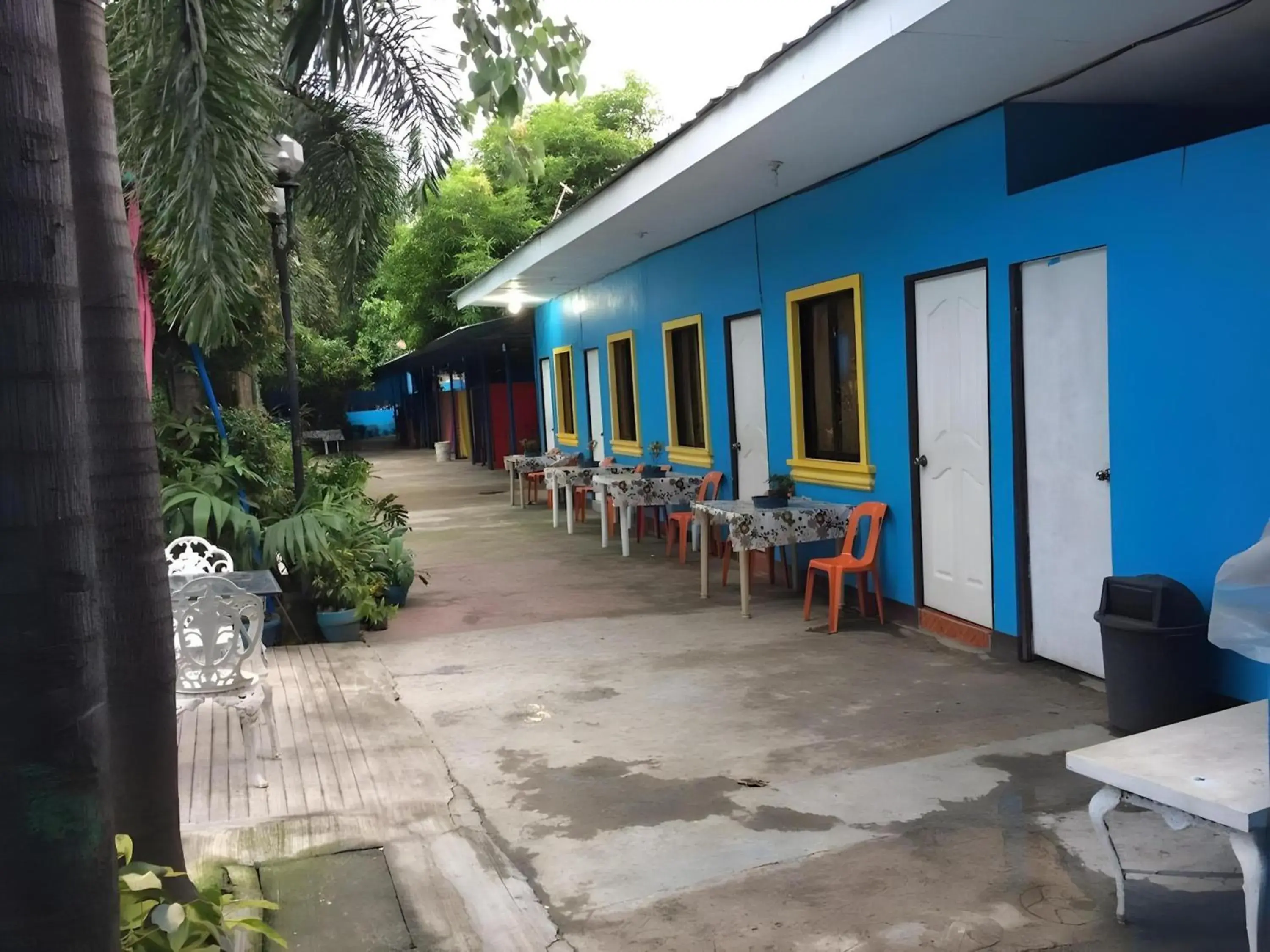 Property building in OYO 195 Ranchotel - Biñan Property building in OYO 195 Ranchotel - Biñan