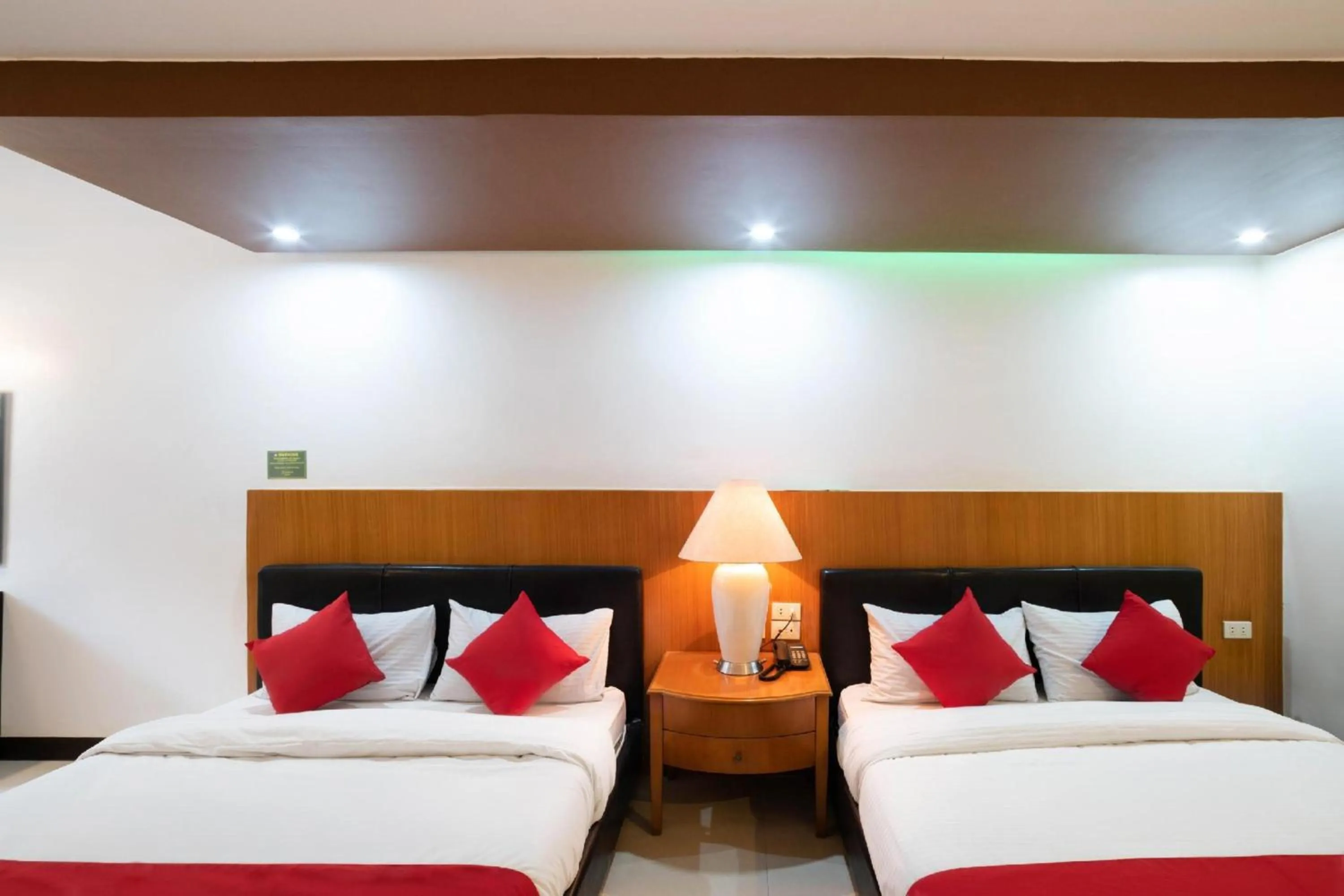 Bedroom in OYO 195 Ranchotel - Biñan