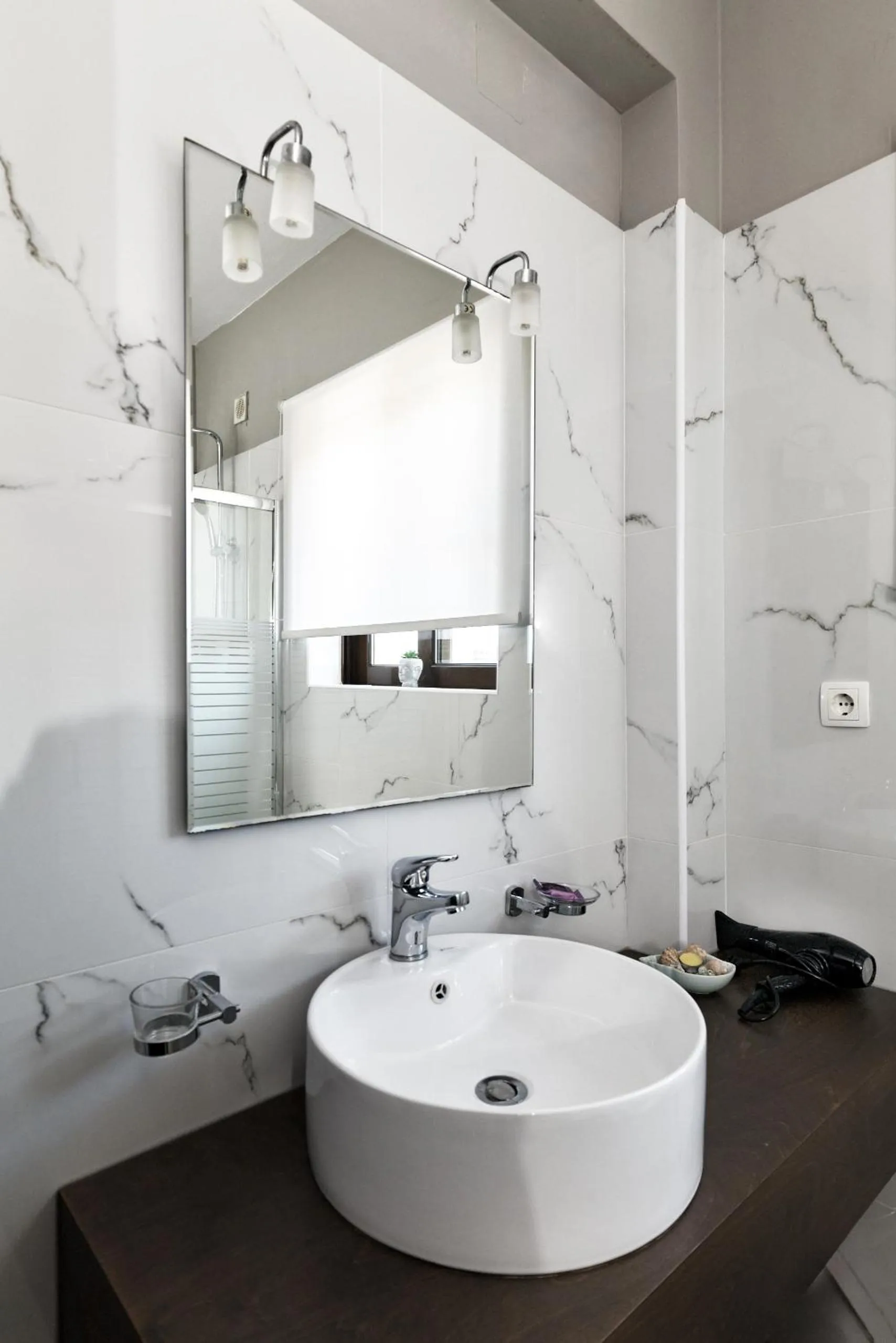 Bathroom in Villa Gereoudis SeaView Apartments-Pool & Bar