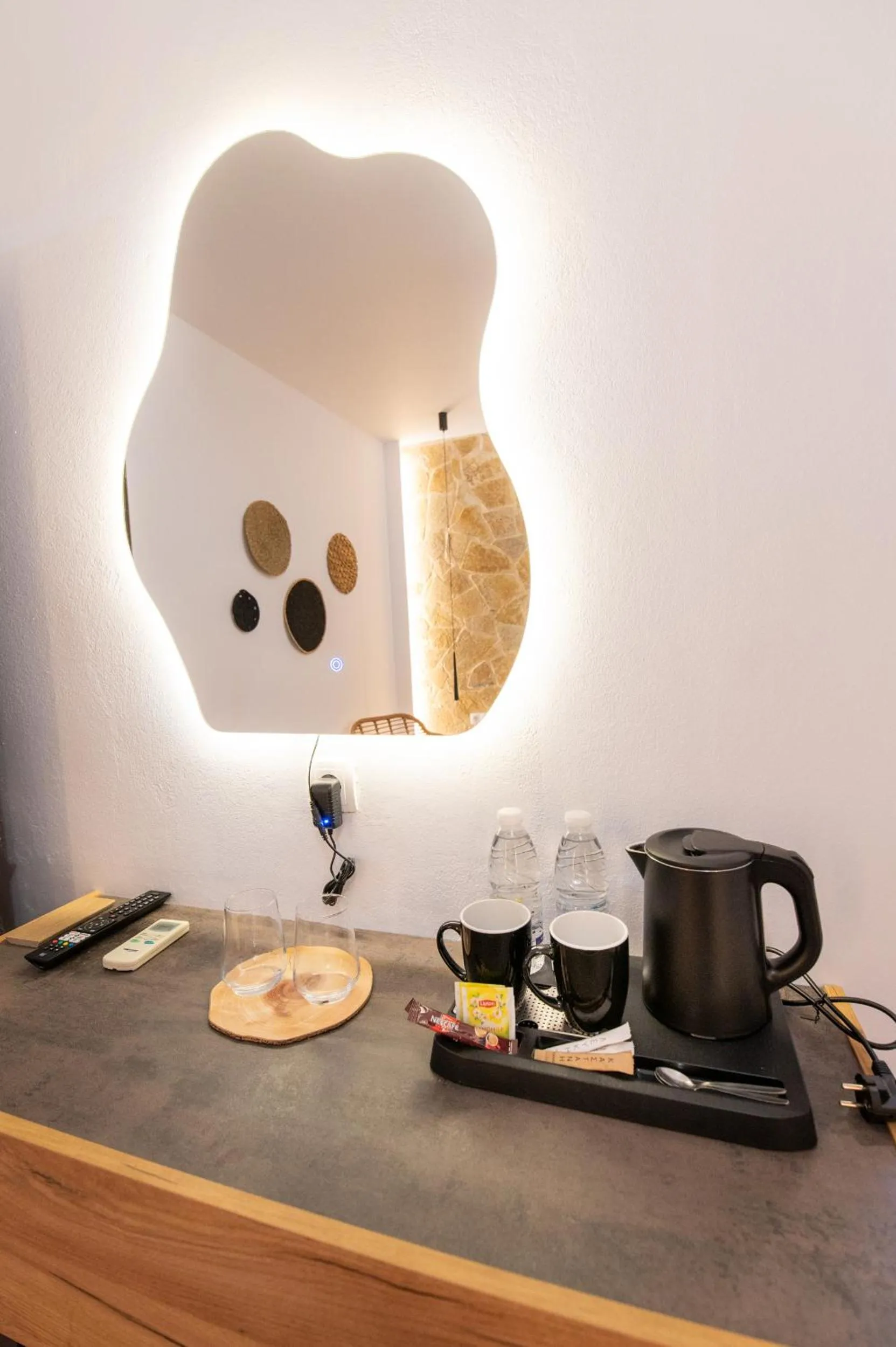 Coffee/tea facilities in Villa Gereoudis SeaView Apartments-Pool & Bar