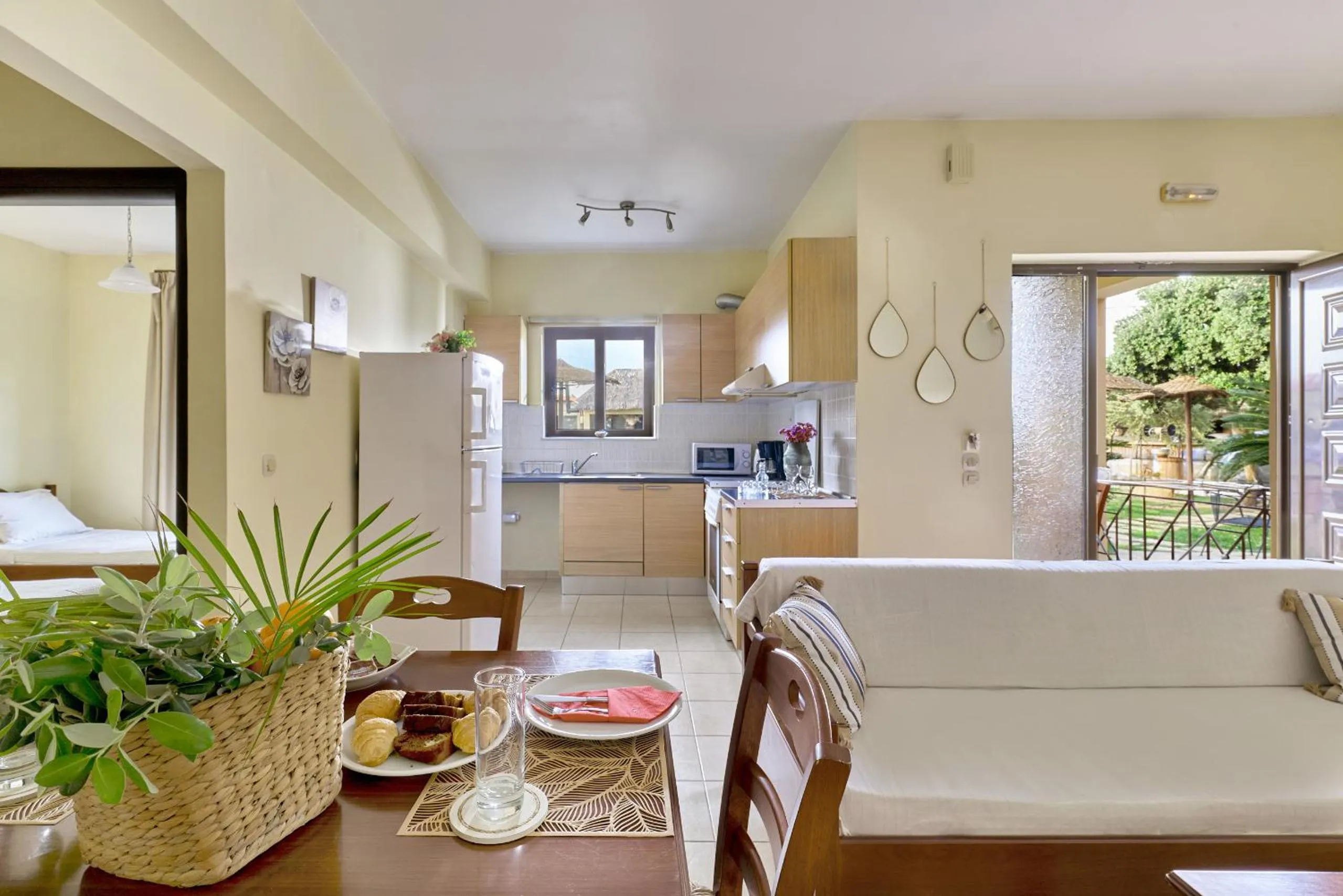 Kitchen or kitchenette in Villa Gereoudis SeaView Apartments-Pool & Bar