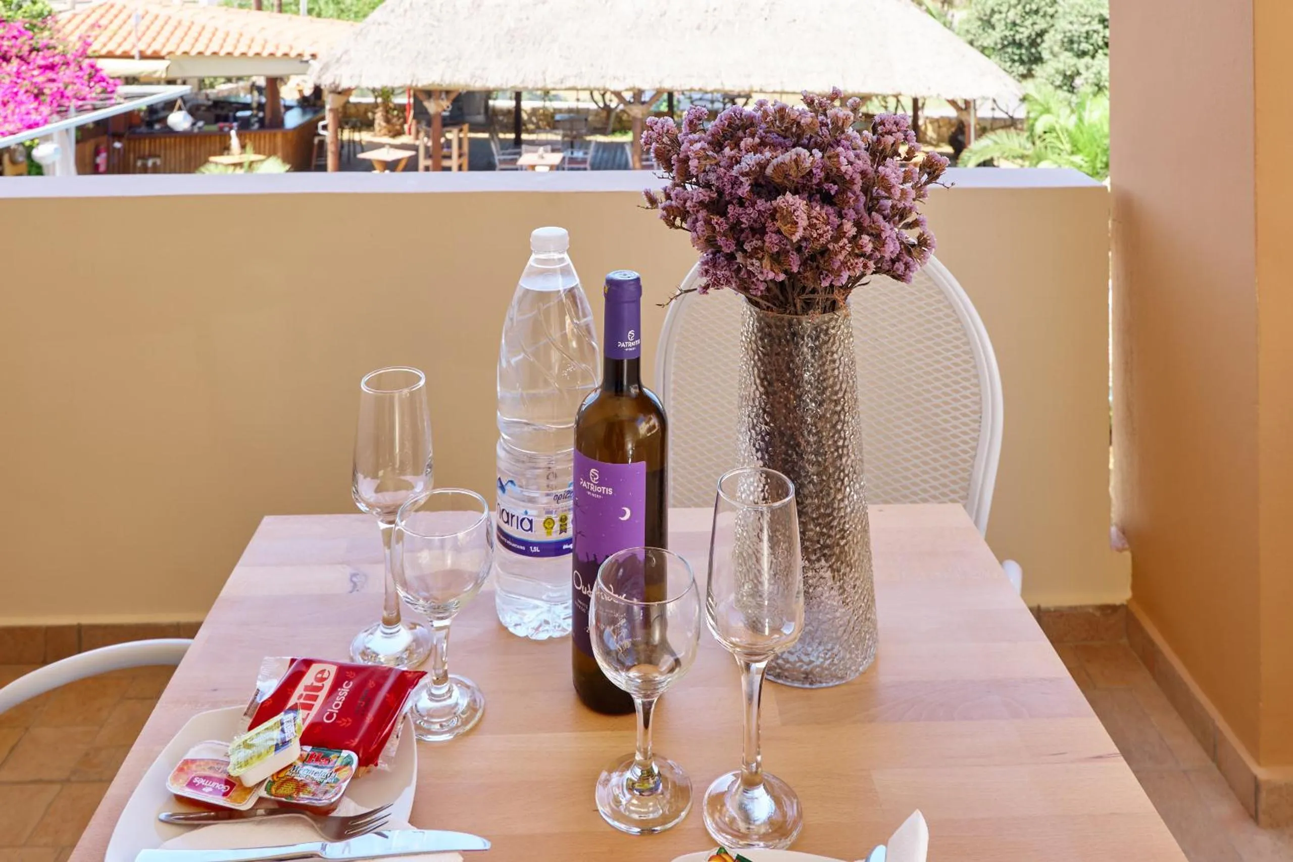 Day in Villa Gereoudis SeaView Apartments-Pool & Bar