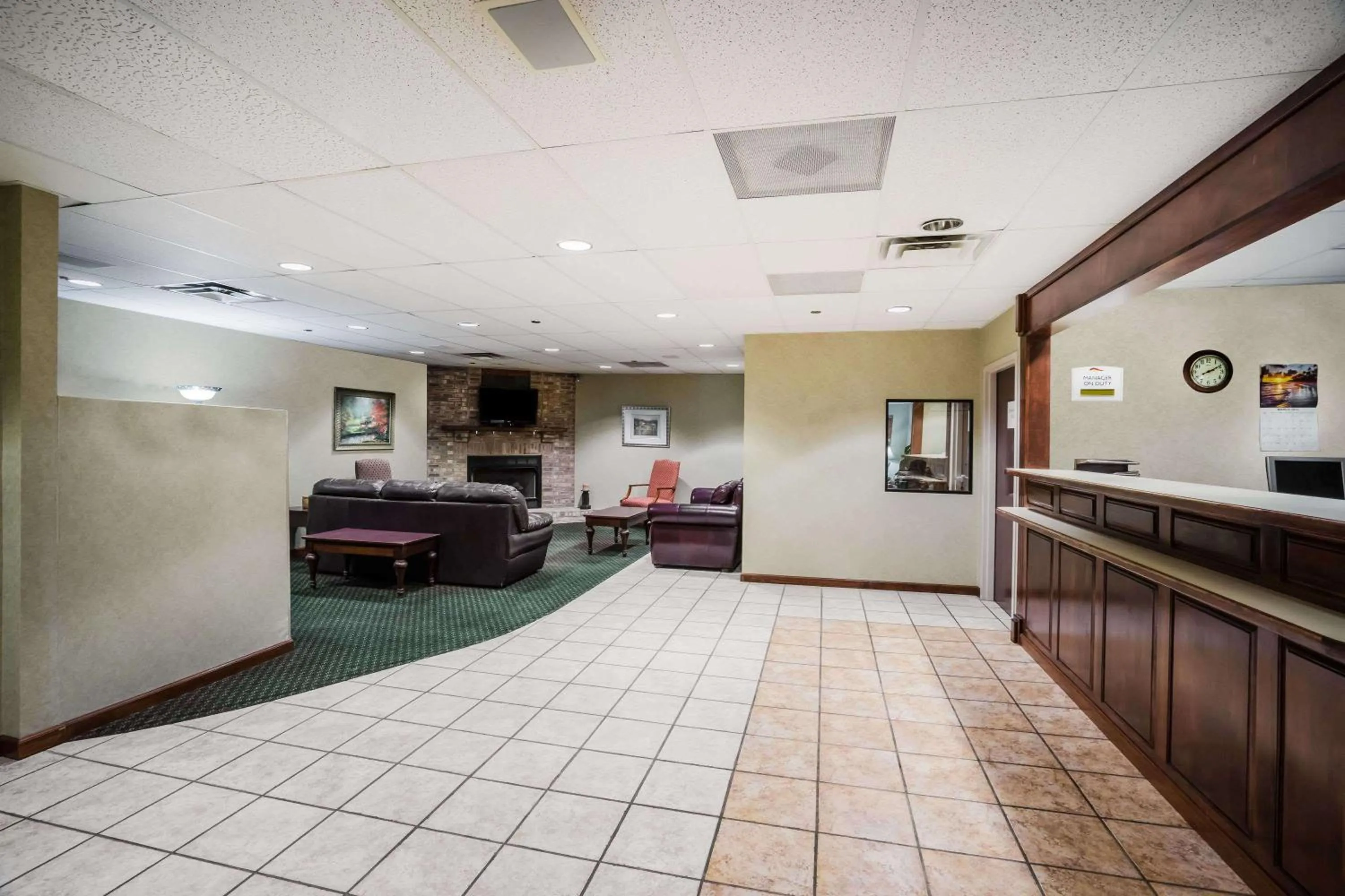 Lobby or reception, Bed in Baymont by Wyndham Johnson City