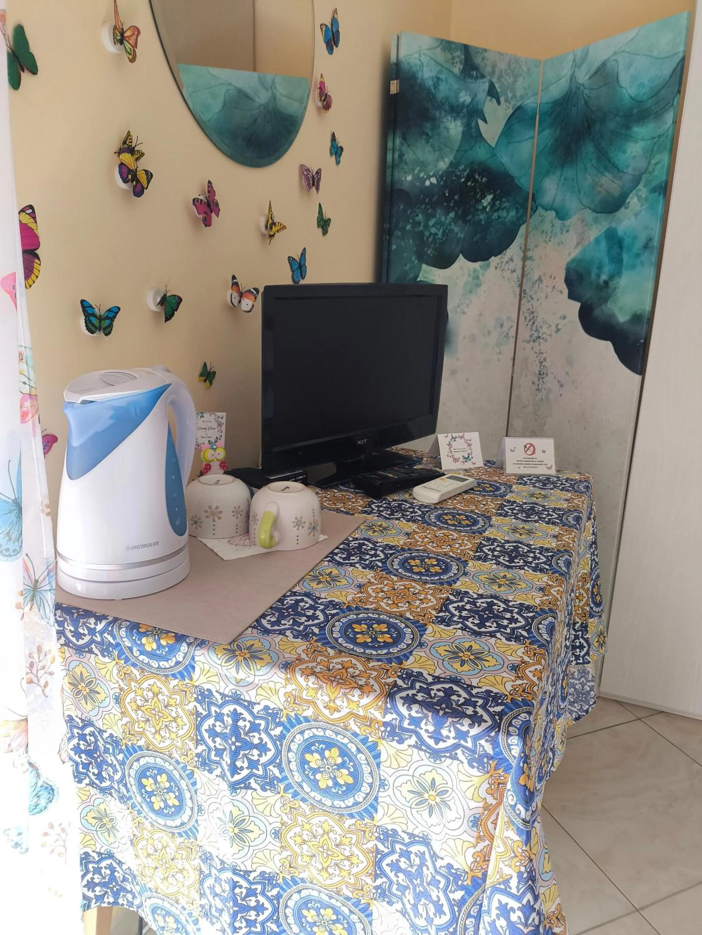 Bed in Butterfly Room