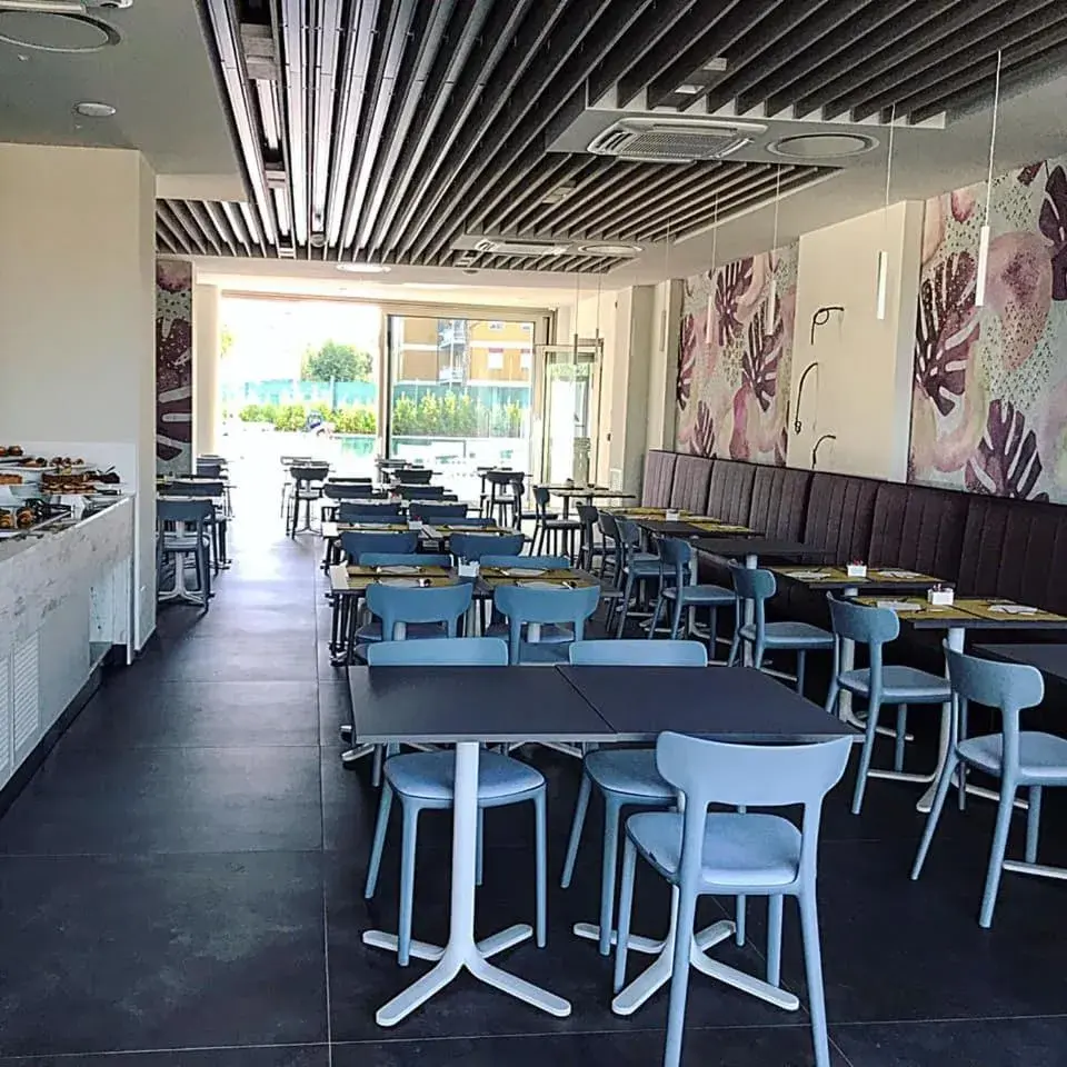 Restaurant/places to eat in YOUMAMI Suite Hotel Wellness&Spa Restaurant/places to eat in YOUMAMI Suite Hotel Wellness&Spa