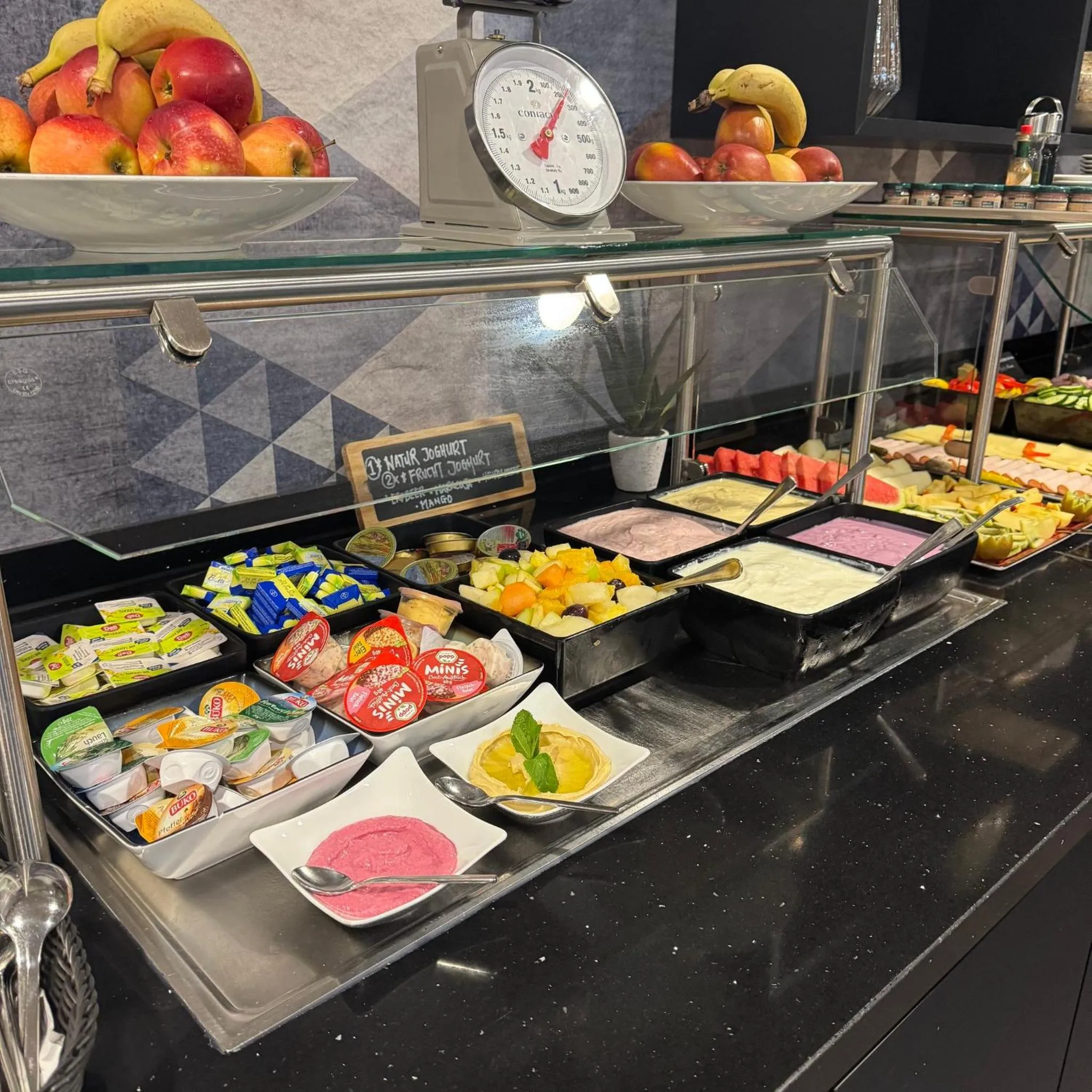 Breakfast in Holiday Inn - the niu, Ridge Halle Central Station by IHG