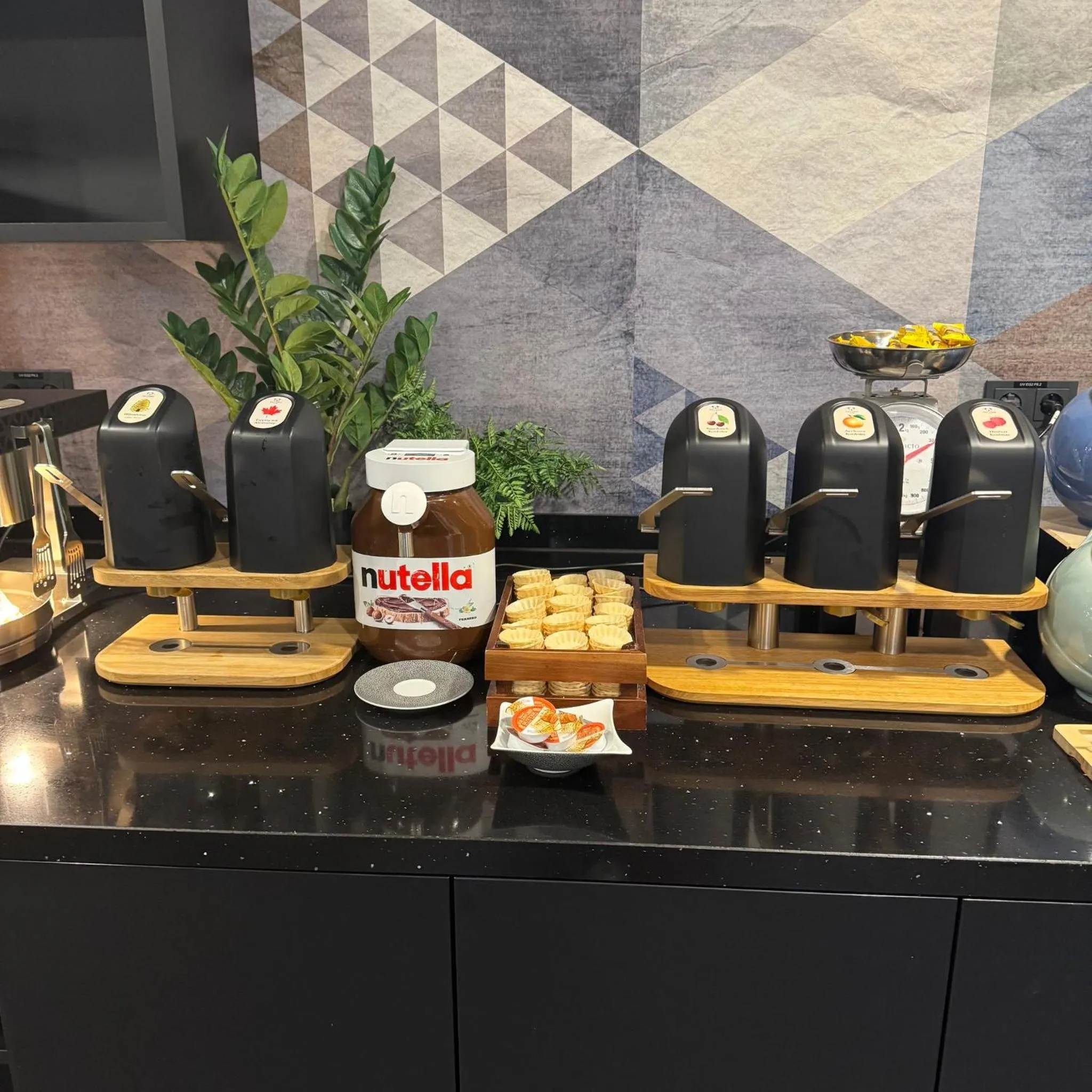 Breakfast in Holiday Inn - the niu, Ridge Halle Central Station by IHG