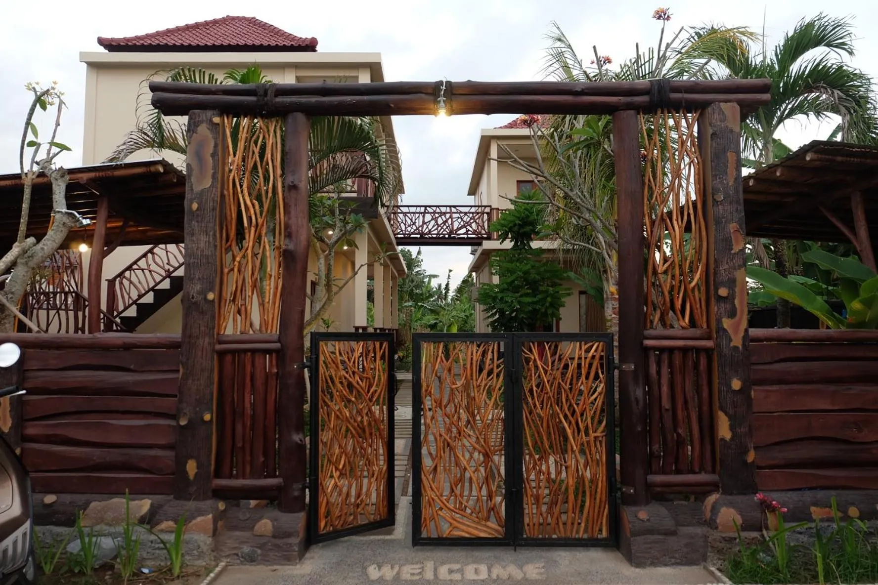 Kelapa Surf Villa