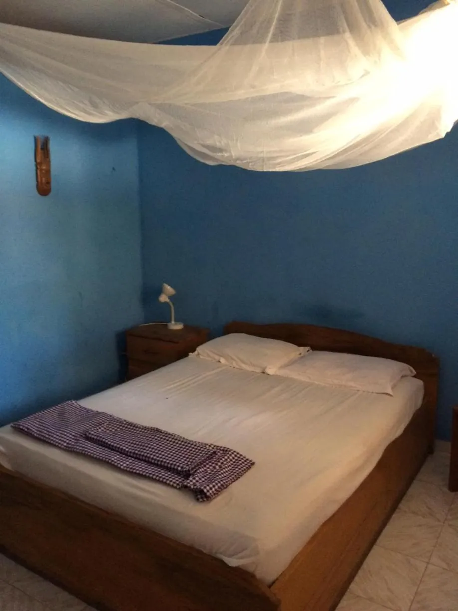 Bed in N'Danthiéné Lodge