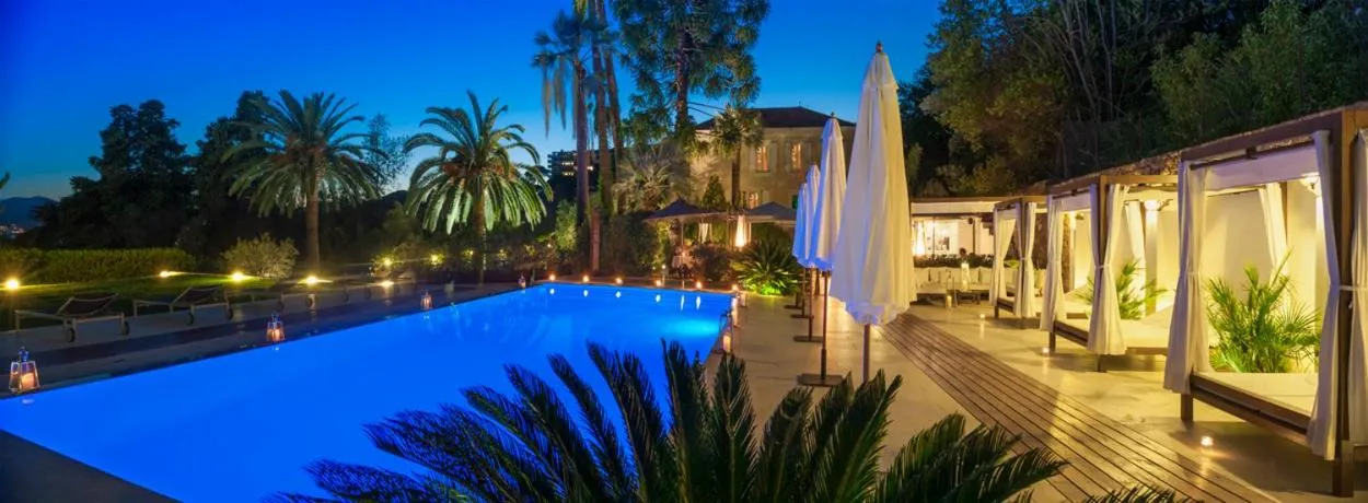 Swimming pool in Hôtel Château de la Tour