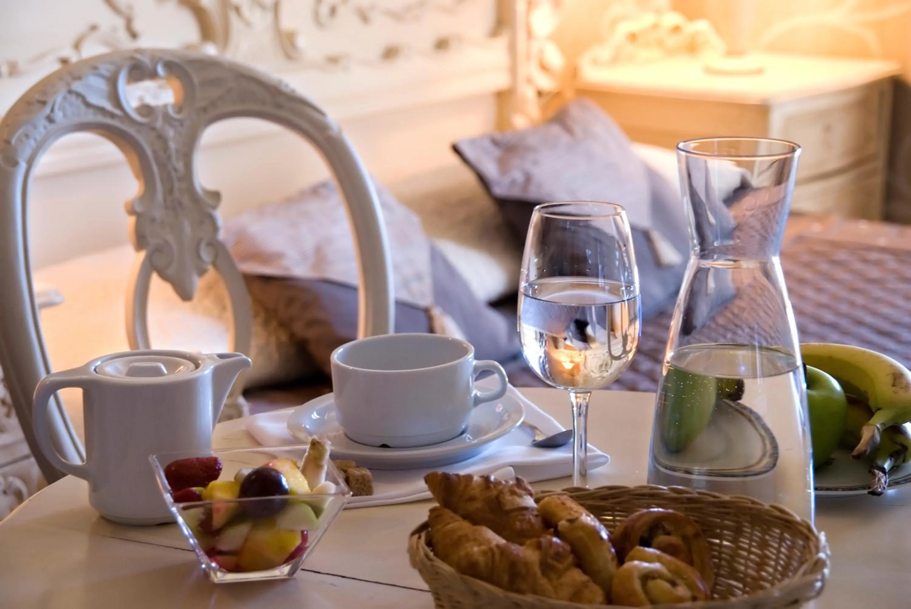 Breakfast in Hôtel Château de la Tour