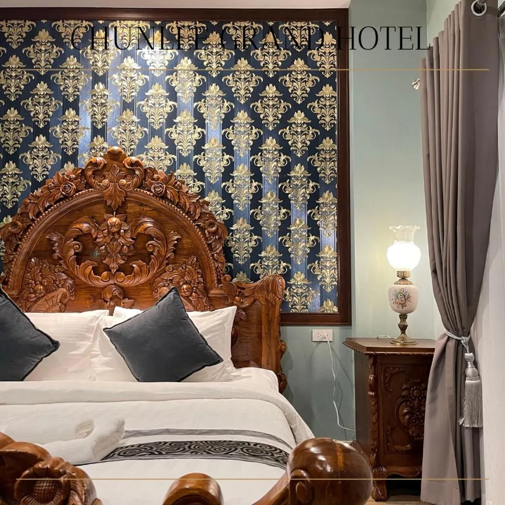 Bed in Chunlee Grand Korat