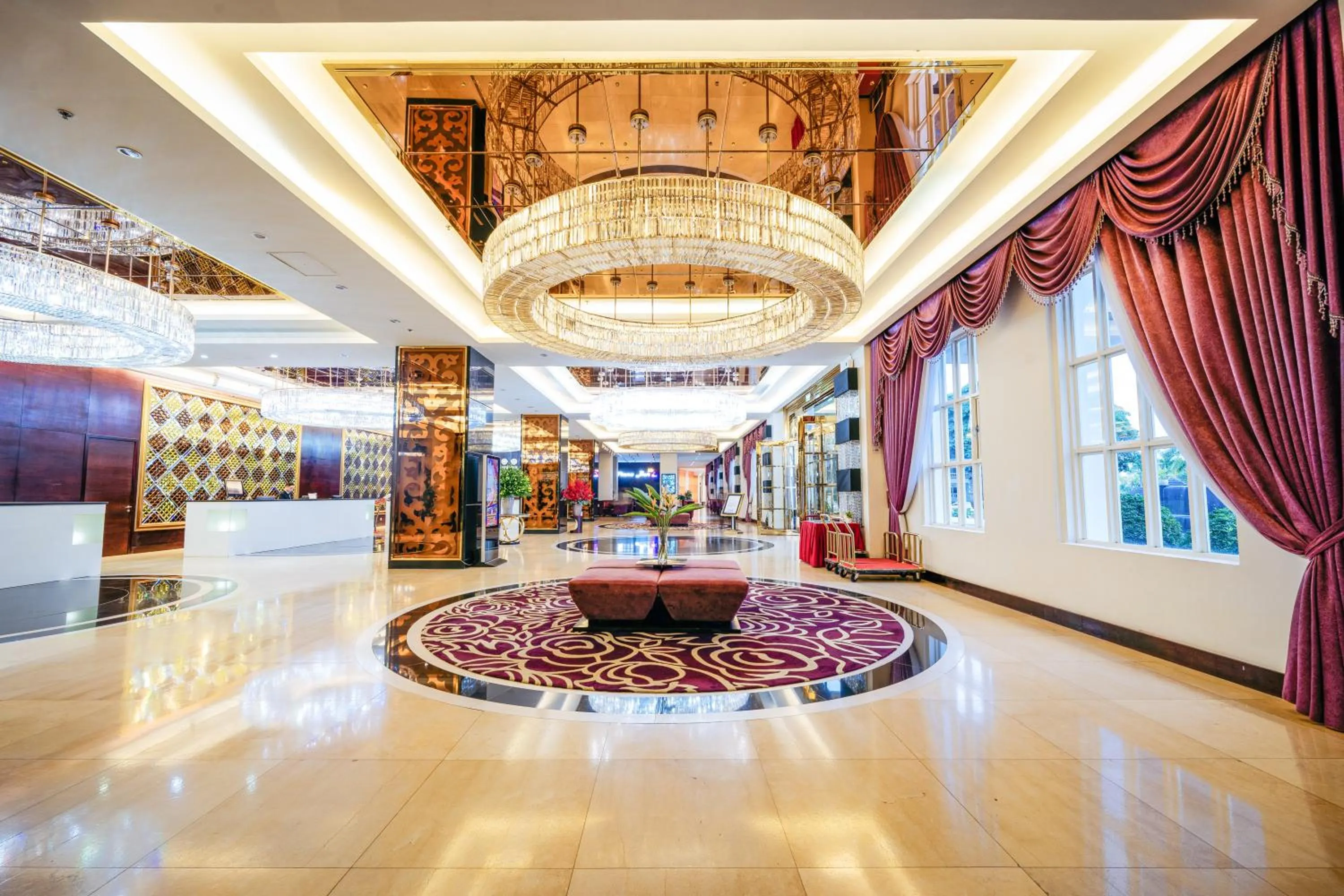 concierge in Royal Halong Hotel