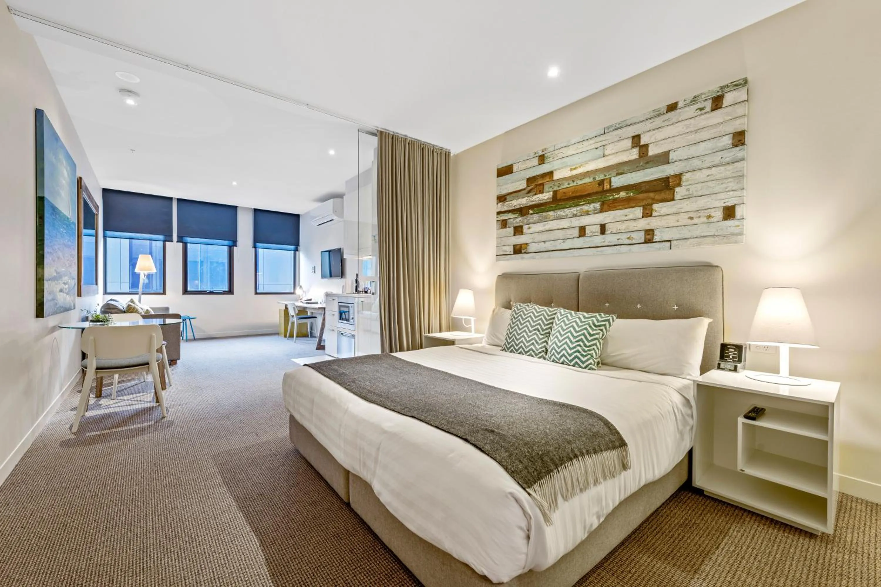 Living room, Bed in Quest Frankston on the Bay