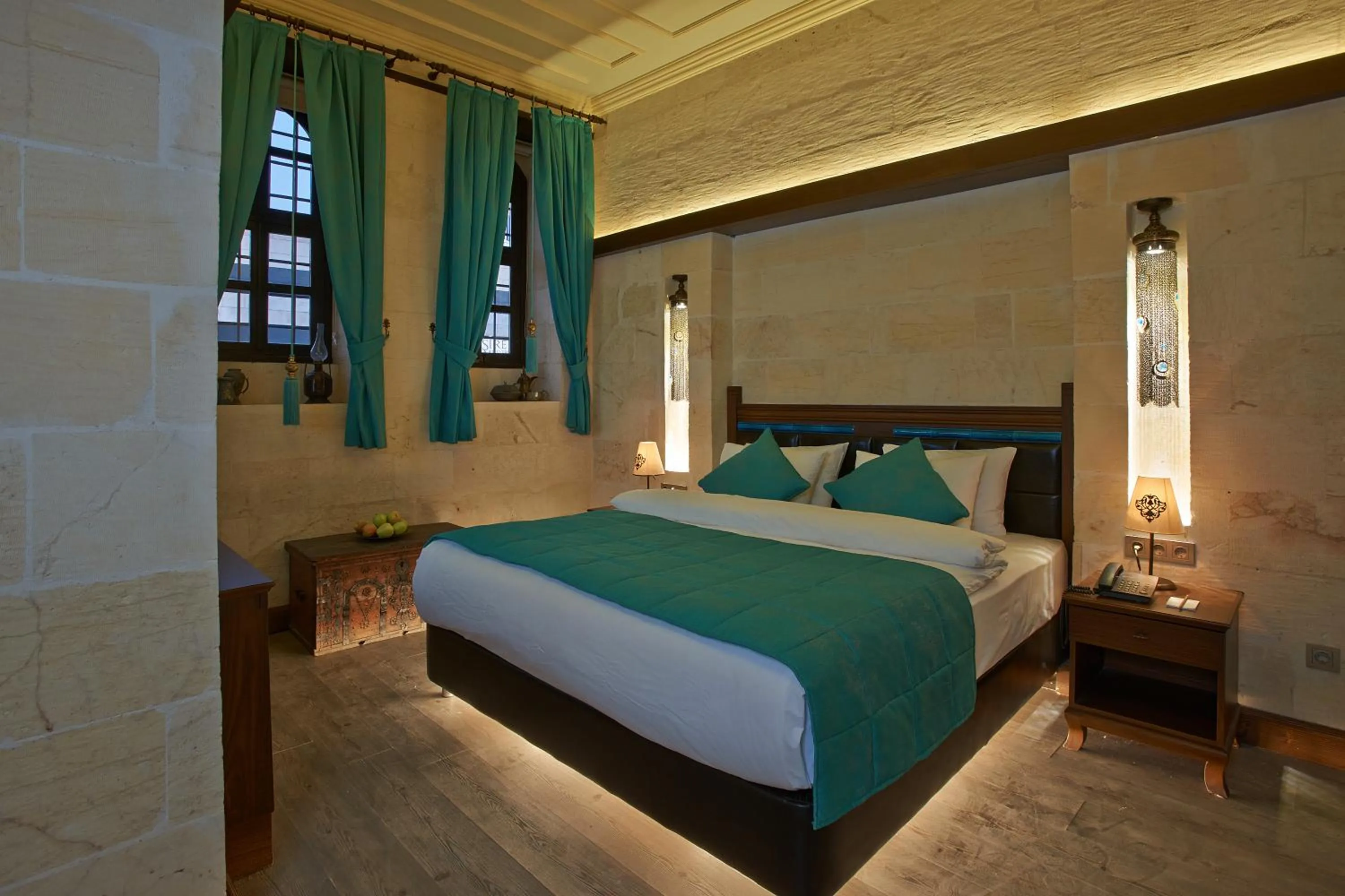 Bed in Sirehan Hotel