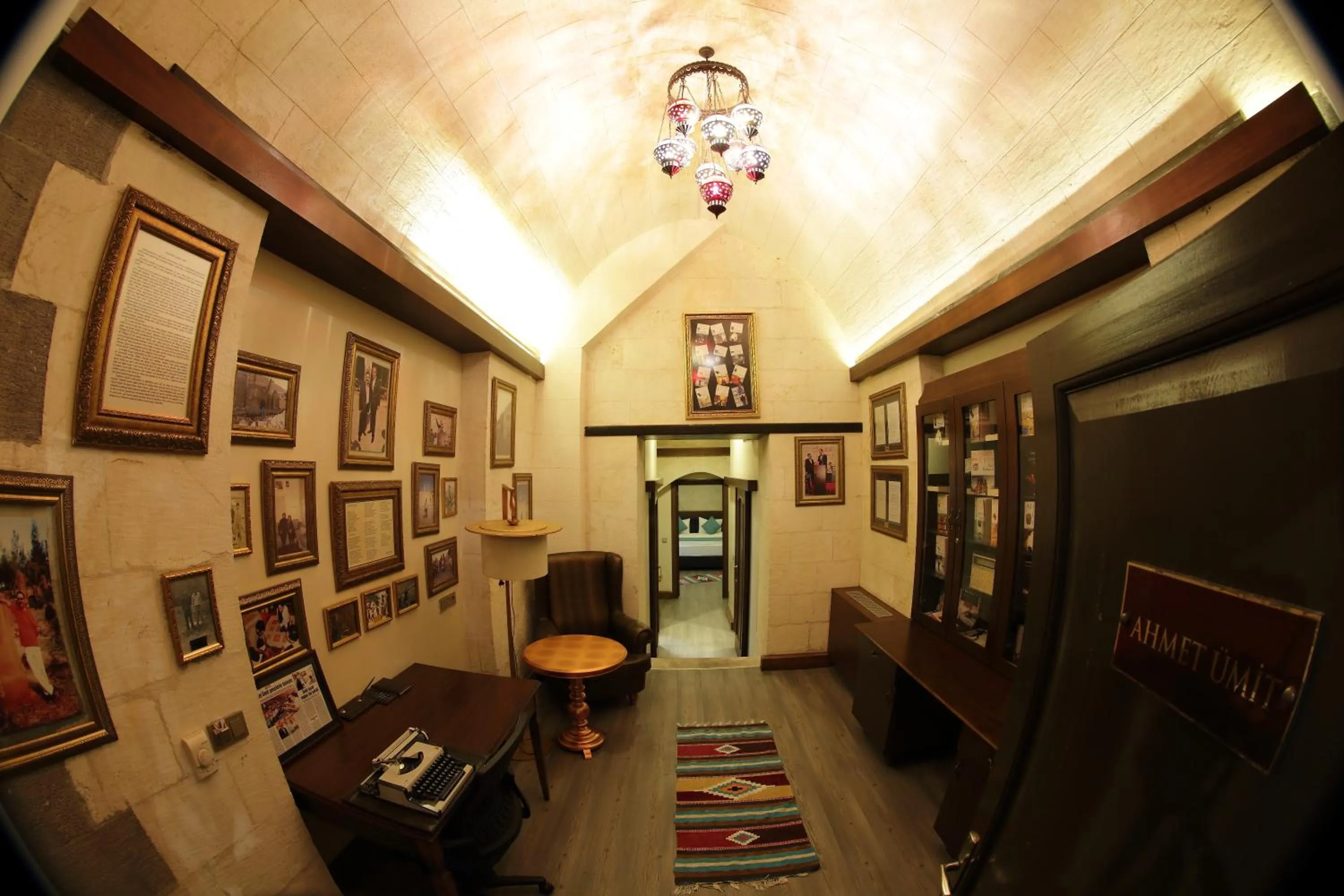 Decorative detail in Sirehan Hotel