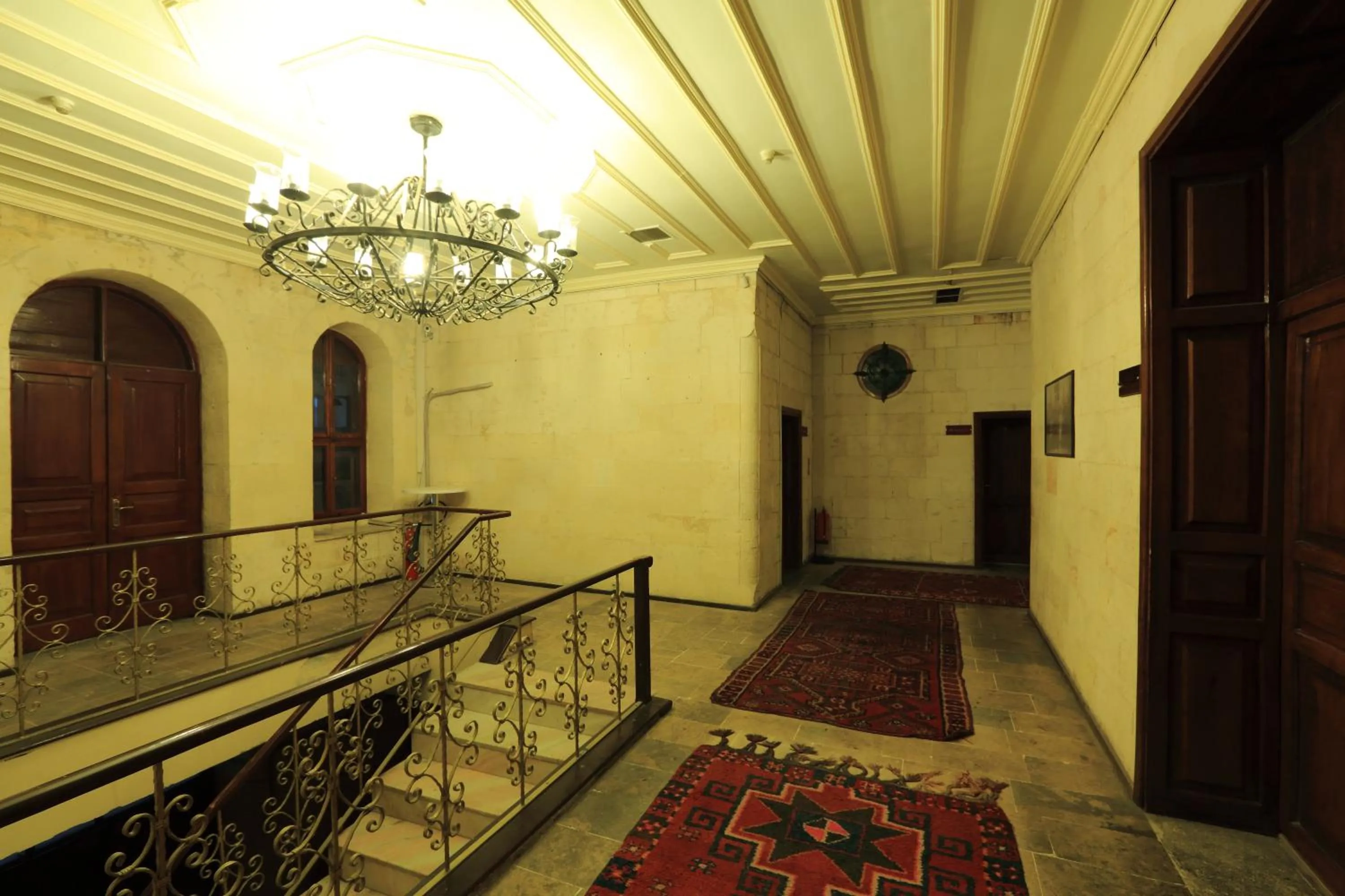 Decorative detail in Sirehan Hotel