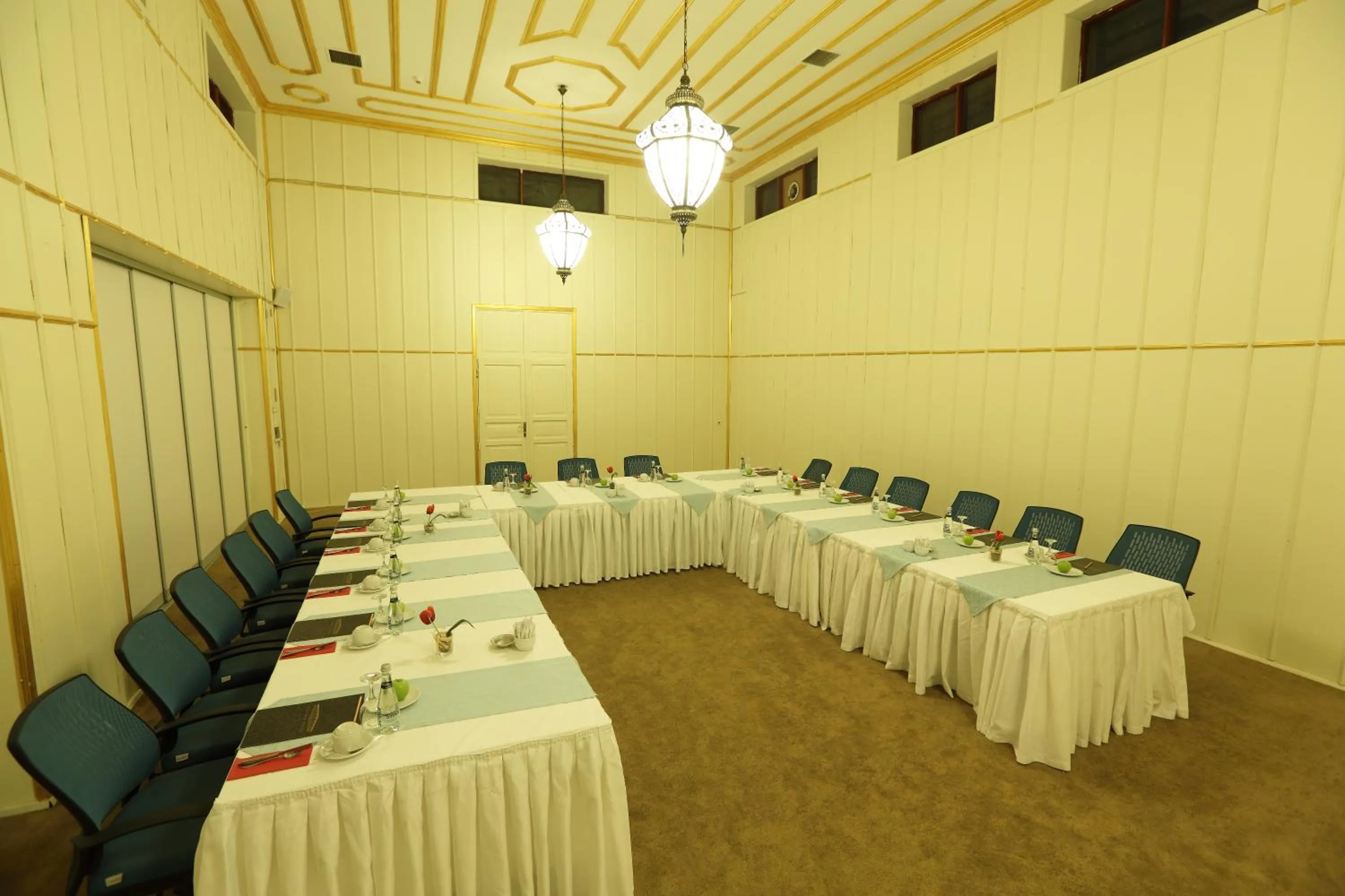 Meeting/conference room in Sirehan Hotel