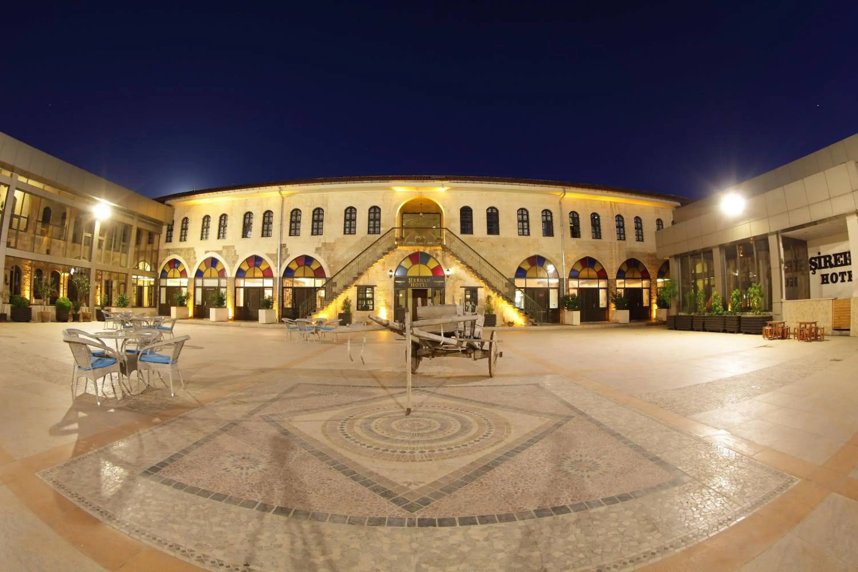 Property building in Sirehan Hotel Property building in Sirehan Hotel