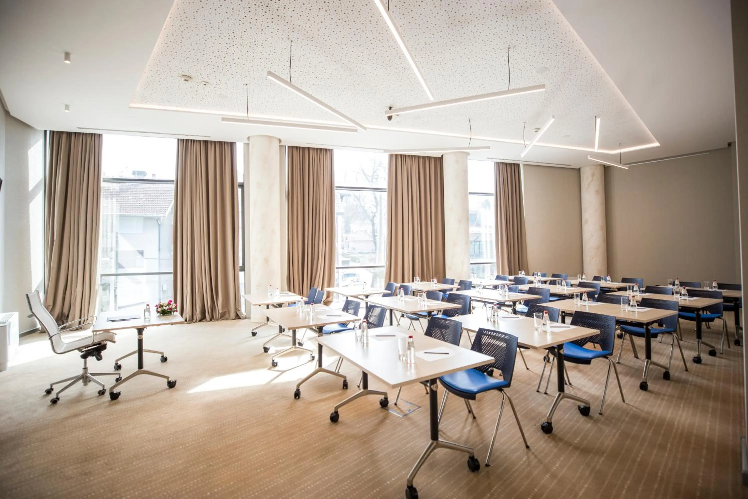 Business facilities in Hotel Tonanti