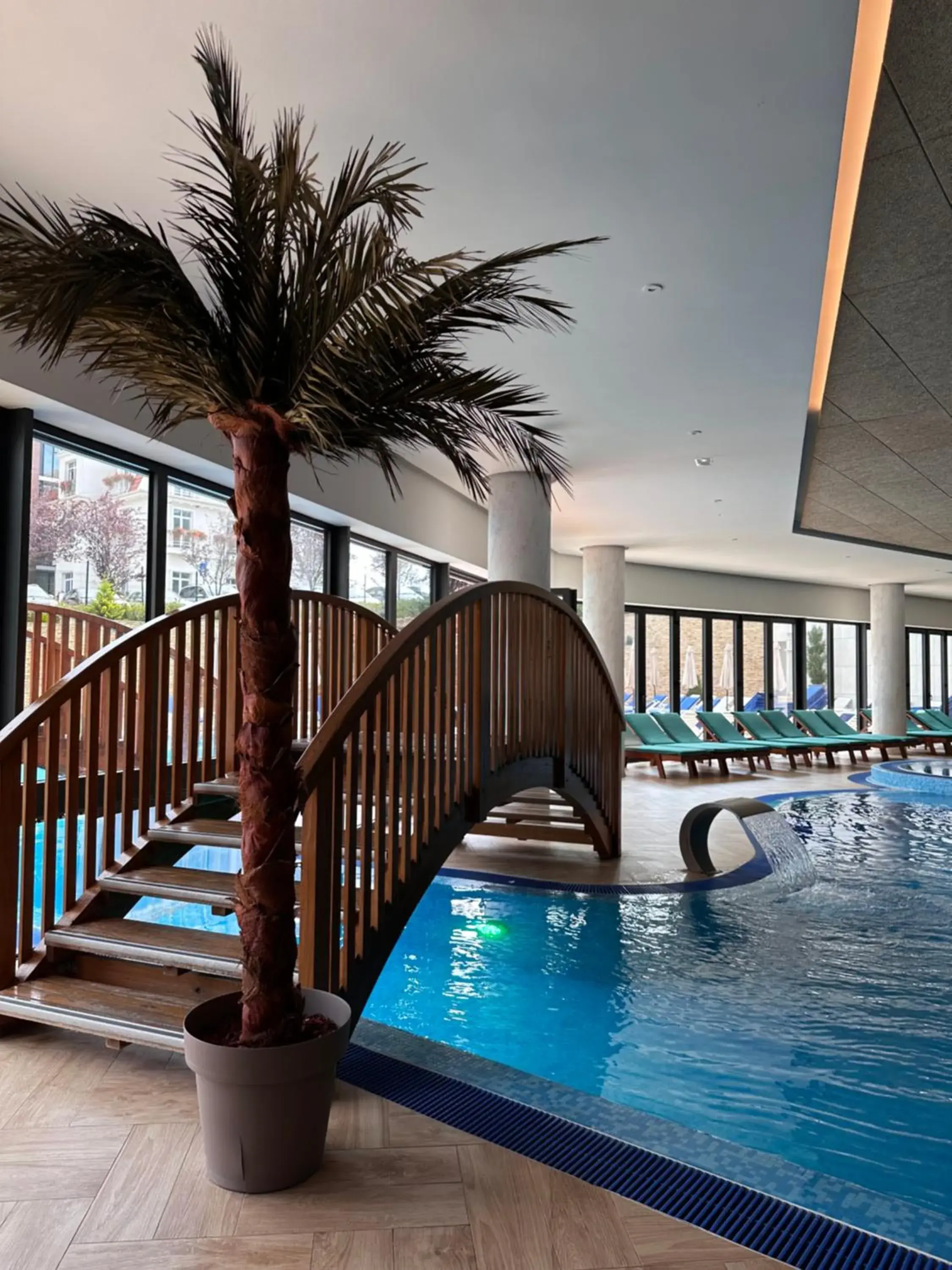 Swimming pool in Hotel Tonanti Swimming pool in Hotel Tonanti