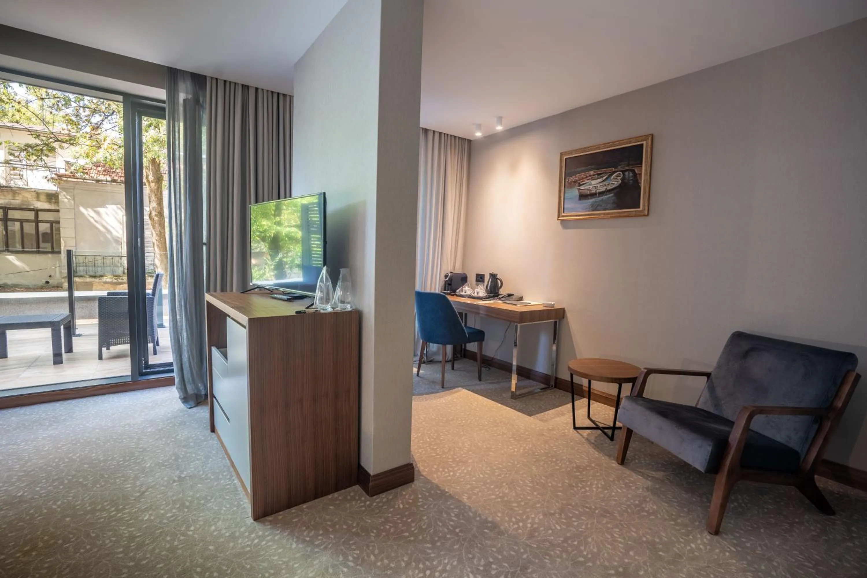 Seating area in Hotel Tonanti