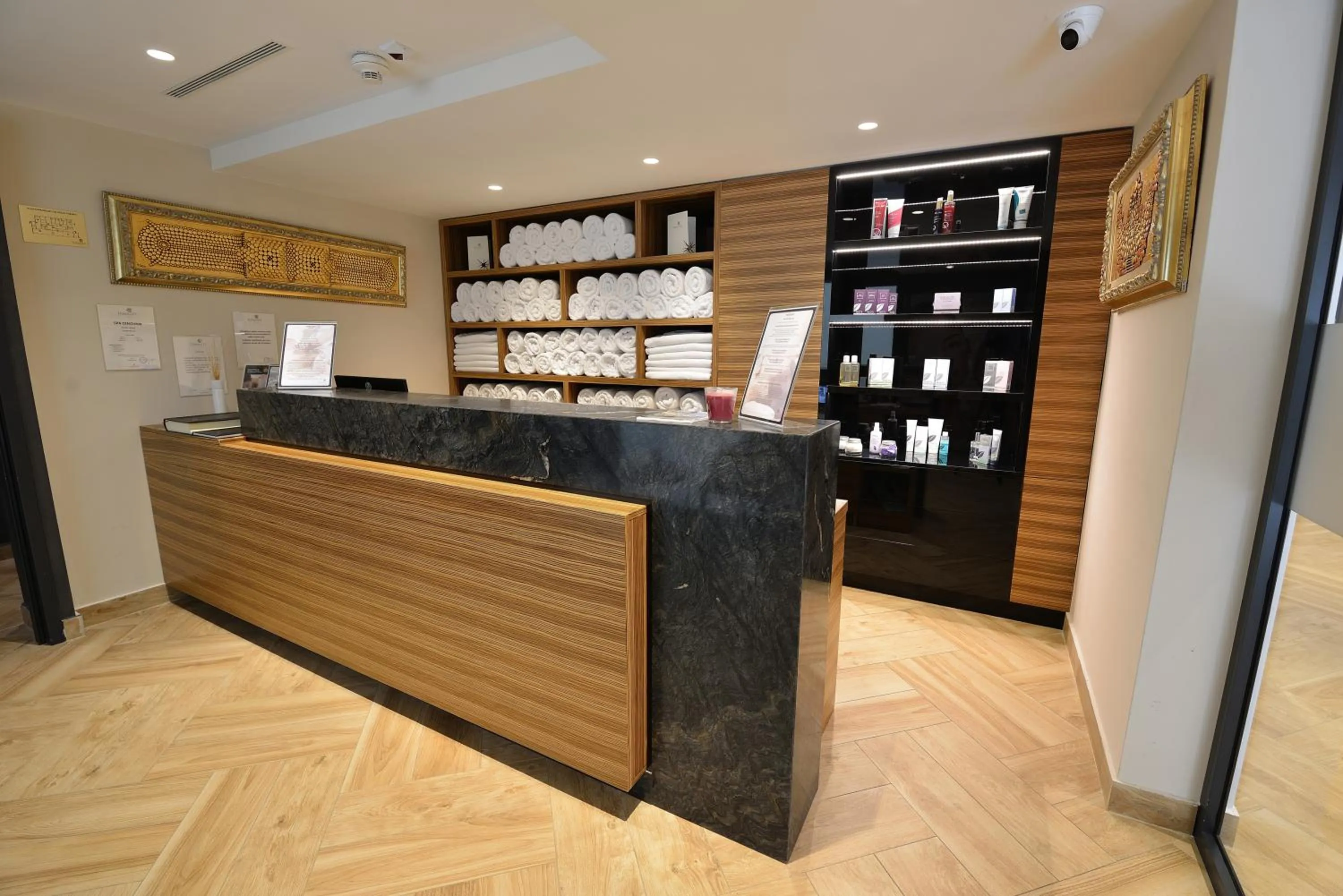 Lobby or reception in Hotel Tonanti