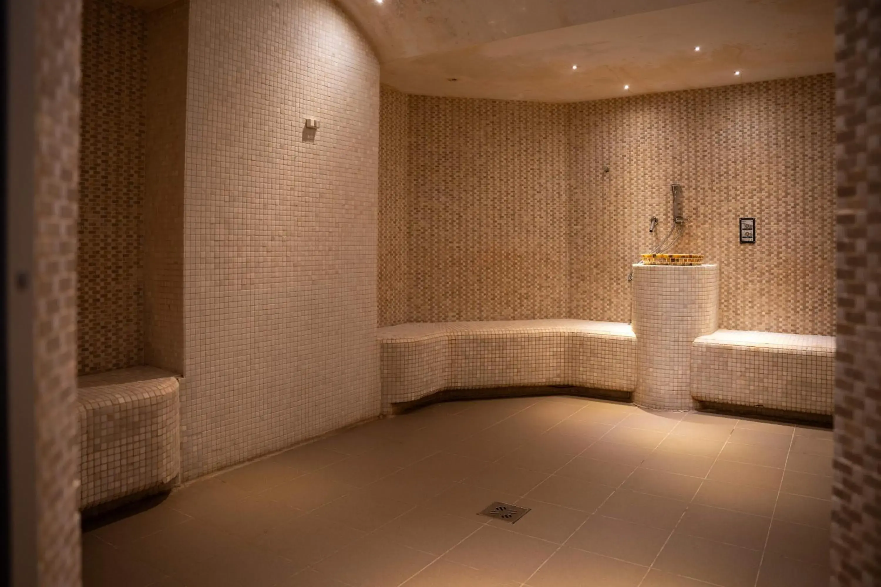 Spa and wellness centre/facilities, Bed in Hotel Tonanti Spa and wellness centre/facilities, Bed in Hotel Tonanti