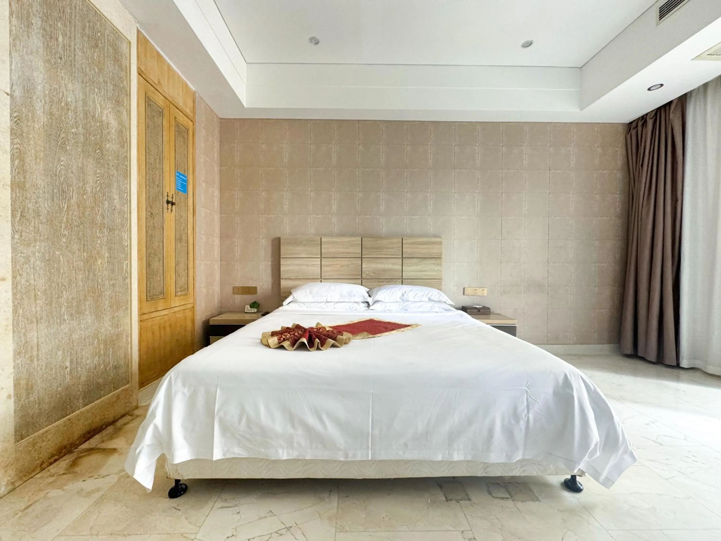 Bedroom, Bed in Barry Boutique Hotel Sanya