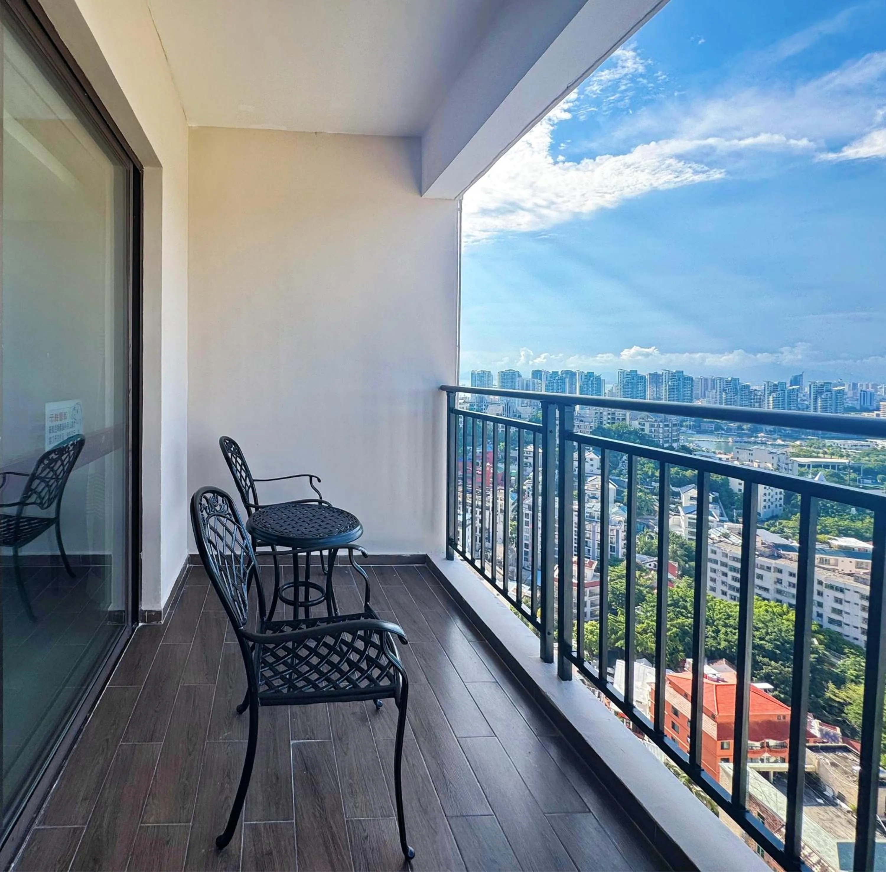 Balcony/Terrace in Barry Boutique Hotel Sanya