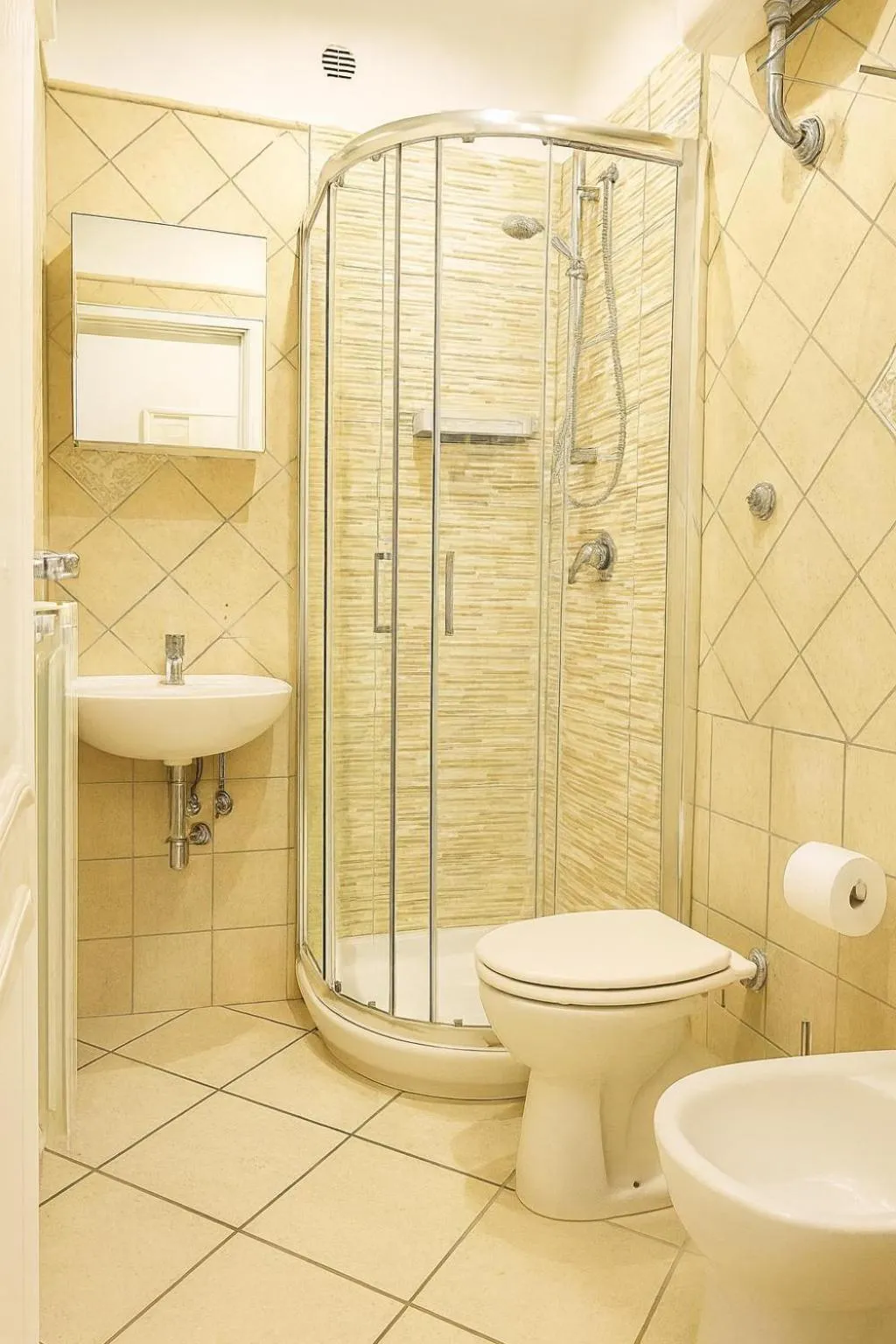 Shower in Villa Antonietta Ischia