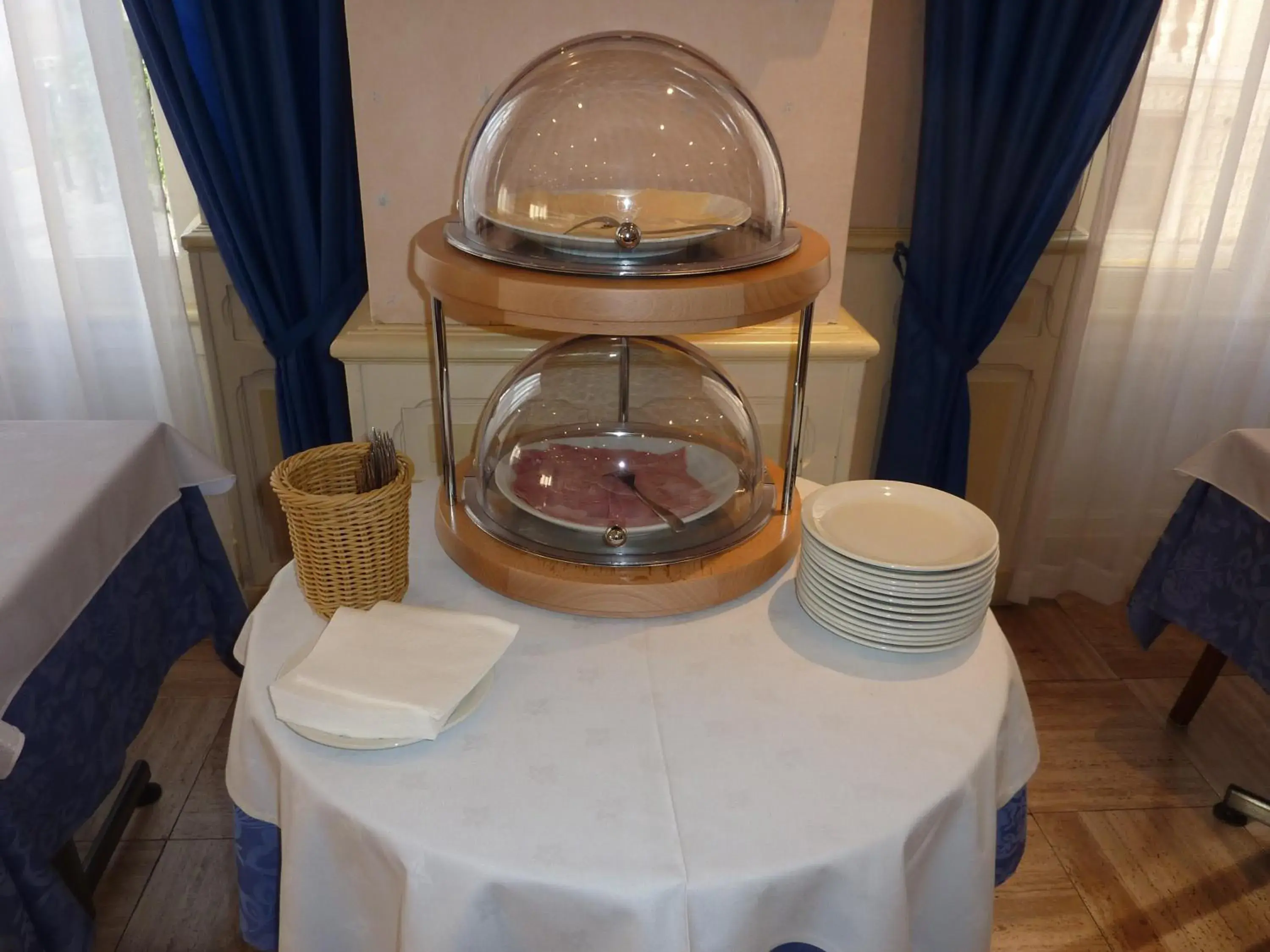 Restaurant/places to eat in Cit'Hotel de La Vallée Restaurant/places to eat in Cit'Hotel de La Vallée