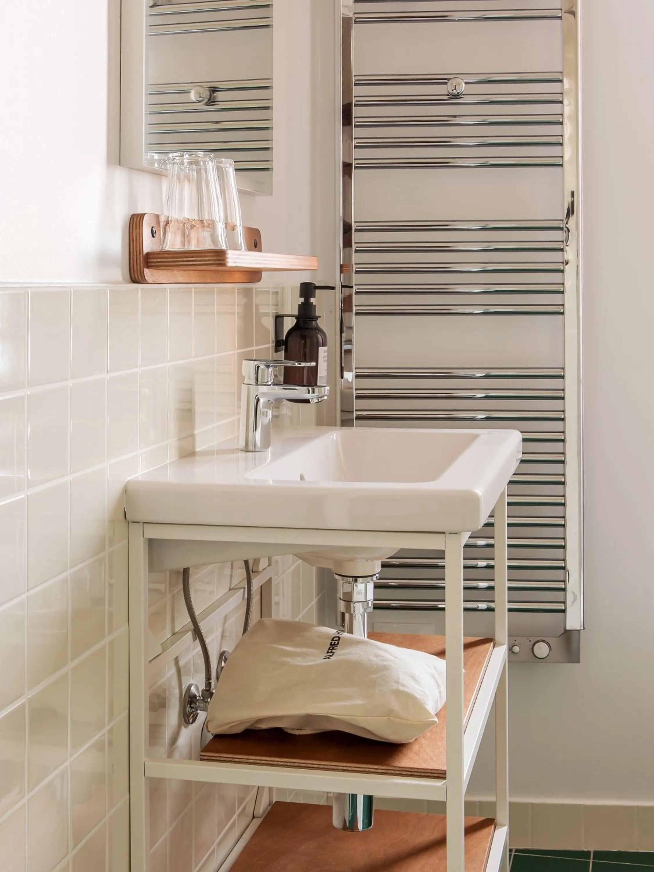Superior Double or Twin Room in ALFRED HOTELS Paris Gare du Nord