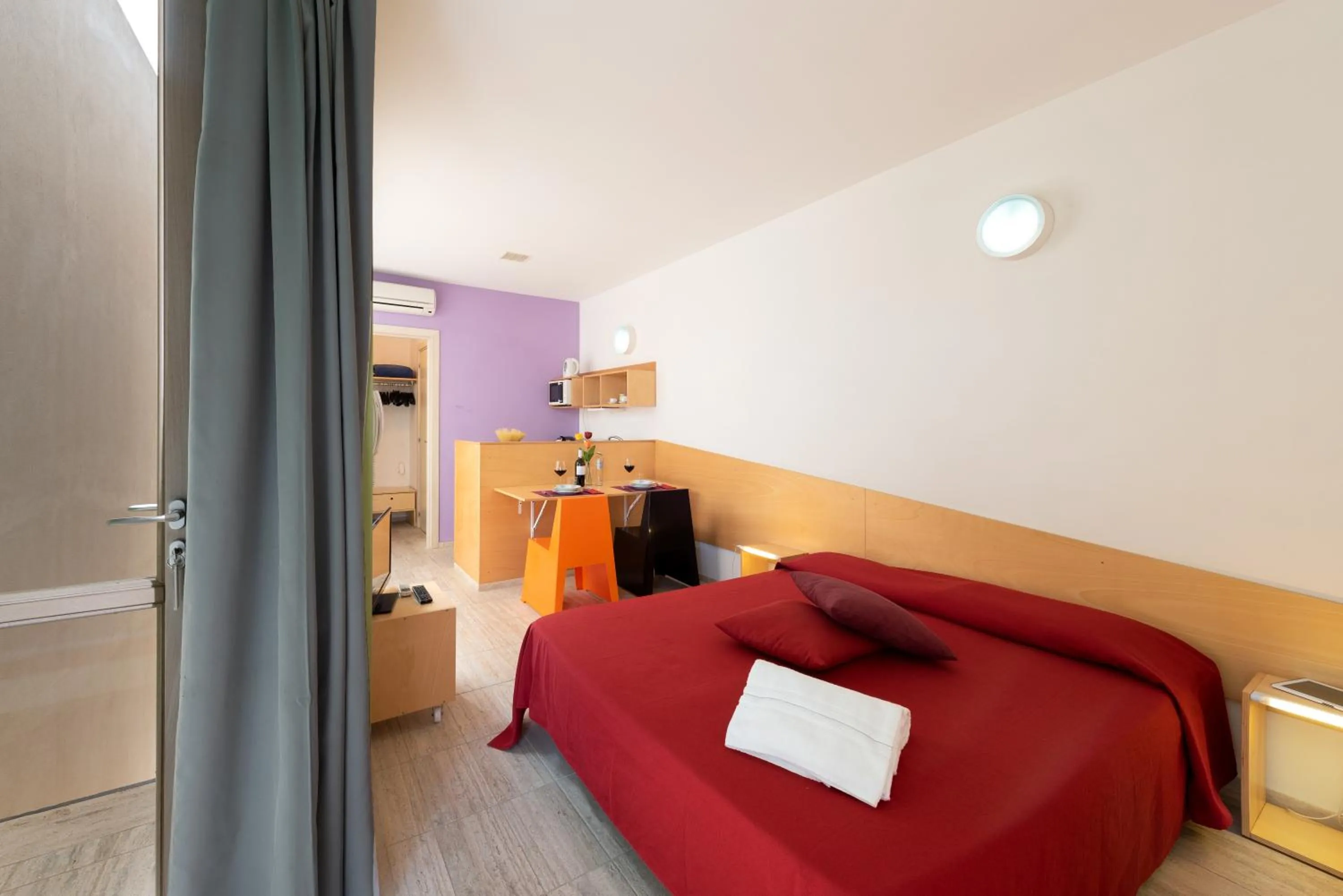 Photo of the whole room, Bed in Vitorno Residence