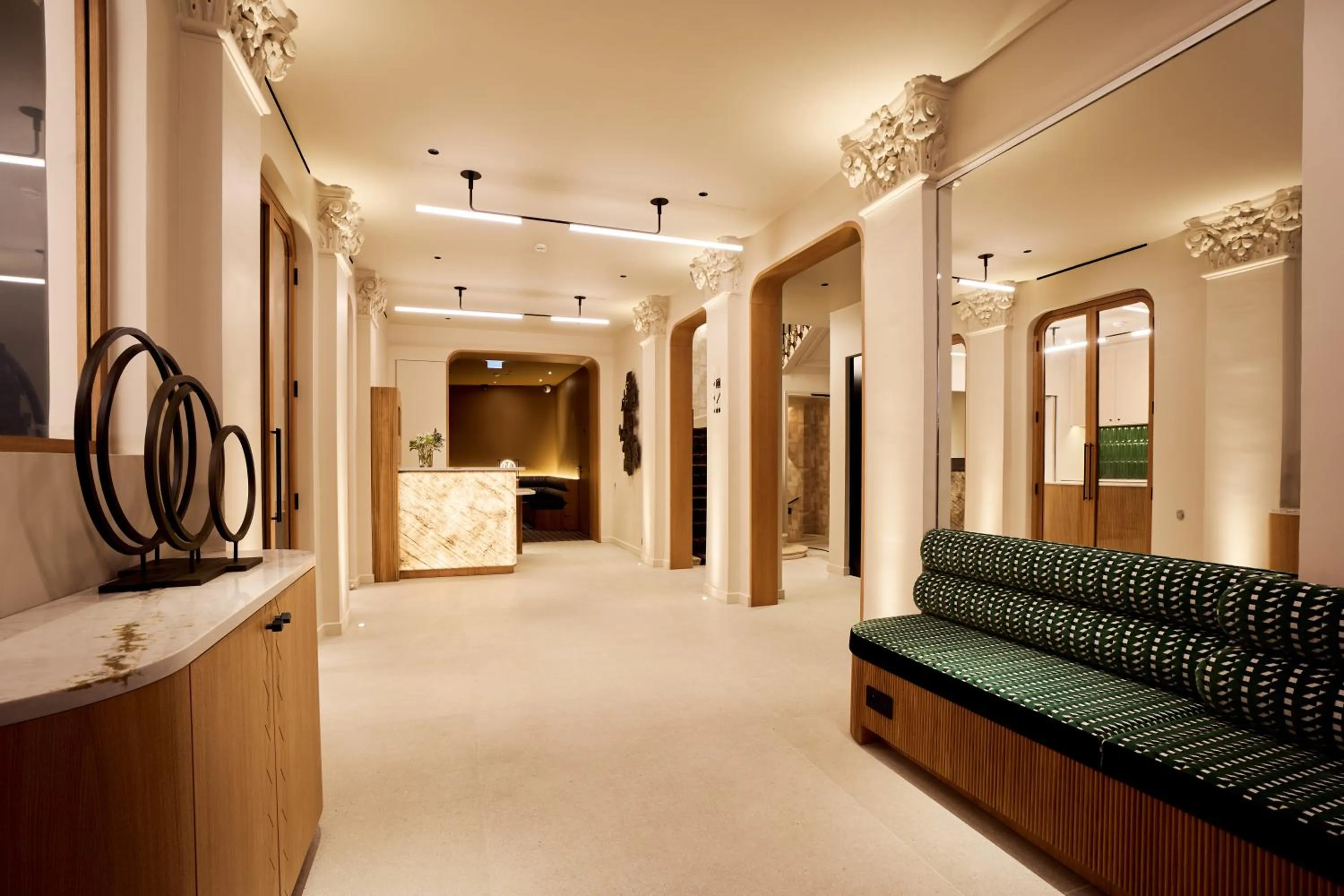 Lobby or reception in 6 VH Hotel