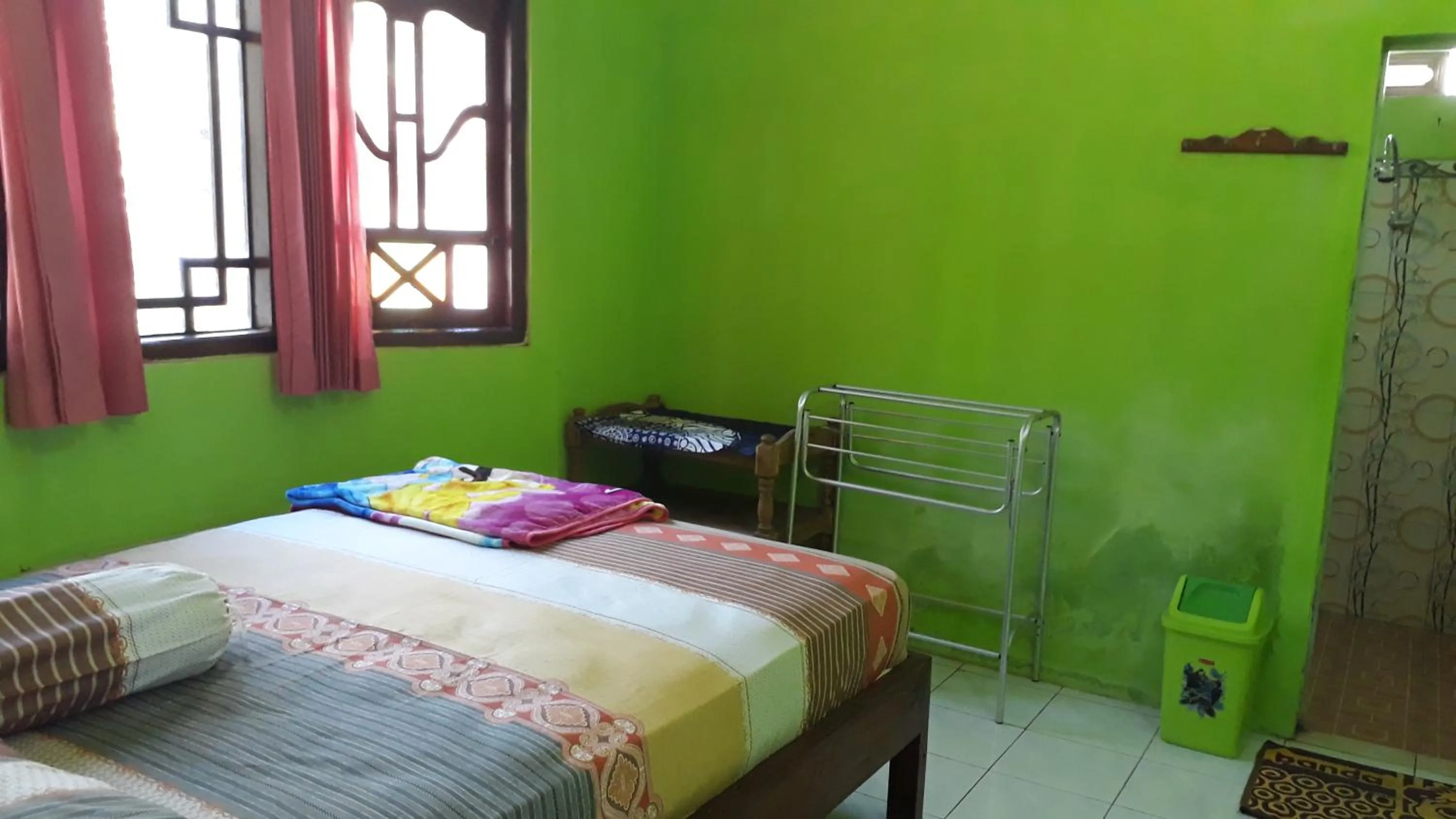 Bedroom, Bed in Willy Homestay Borobudur