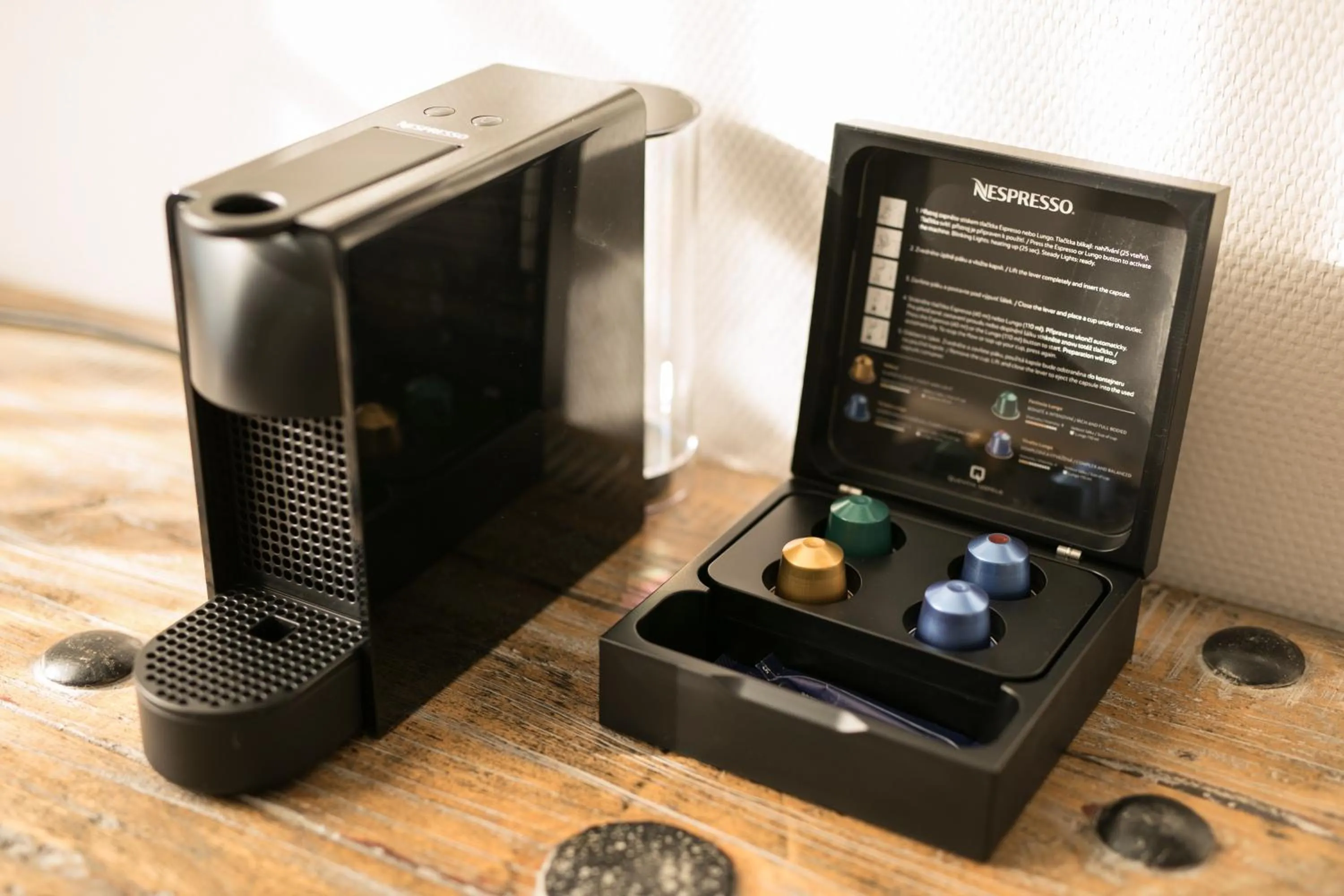 Coffee/tea facilities in Quentin Prague Hotel