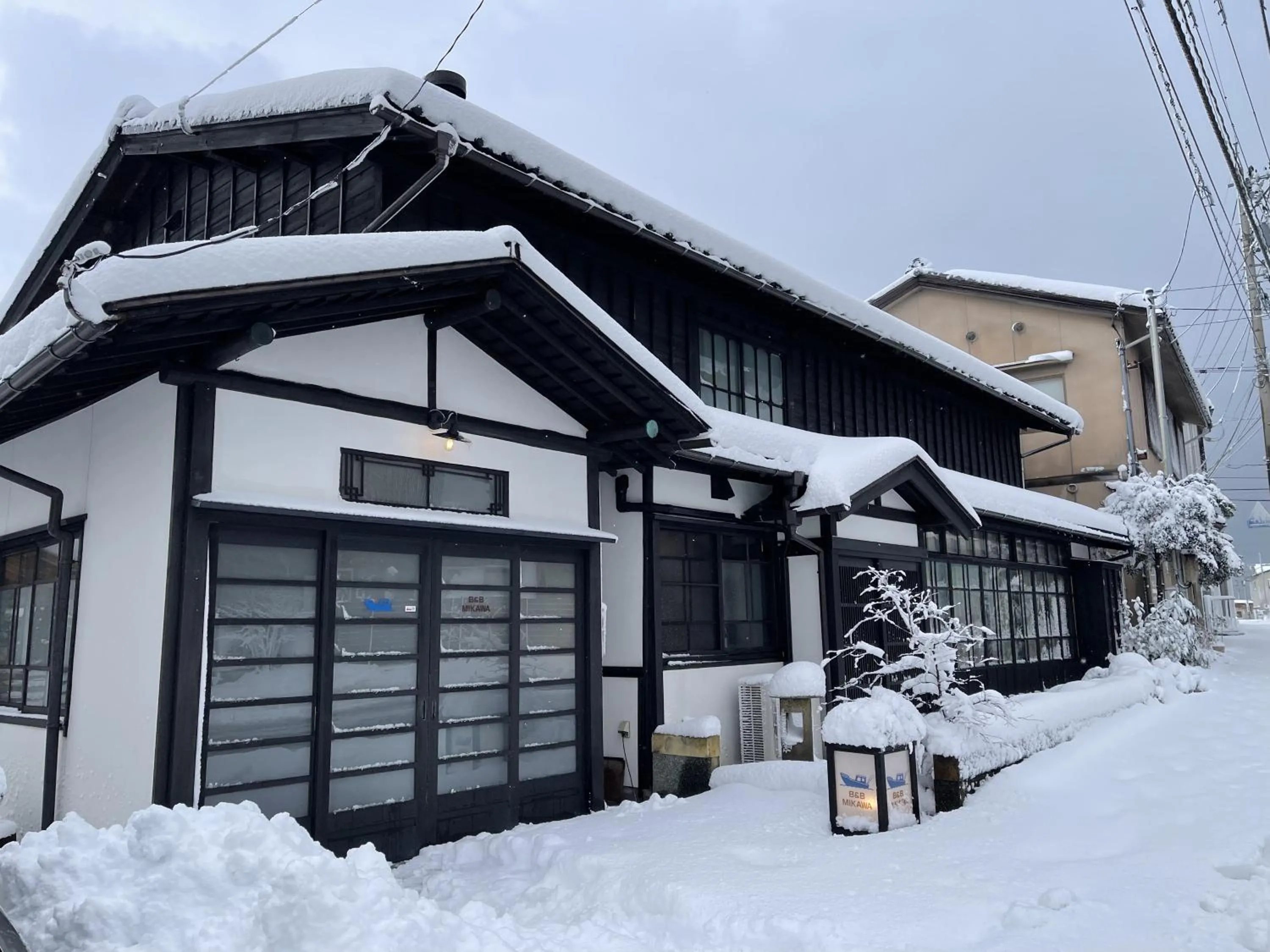 B&B MIKAWA - Kanazawa Fish Harbour