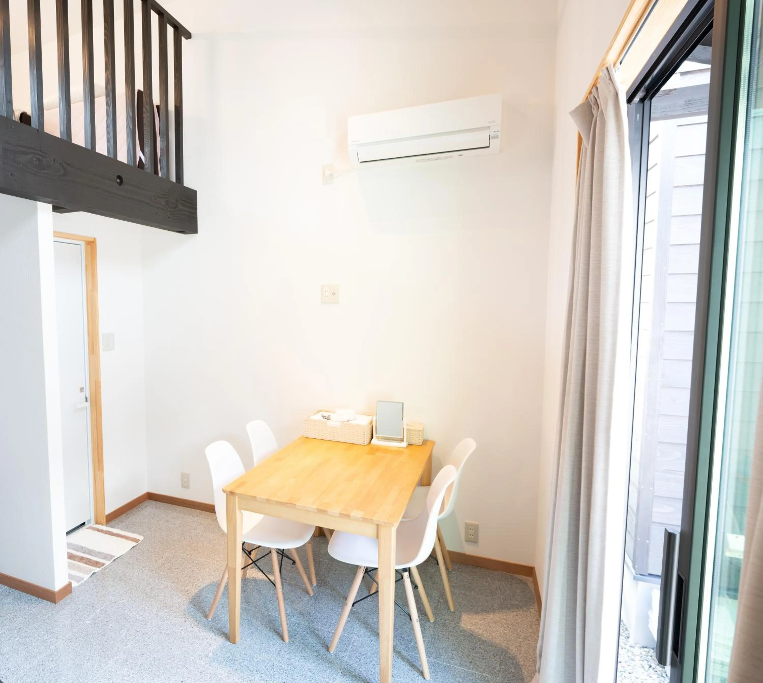 B&B MIKAWA - Kanazawa Fish Harbour