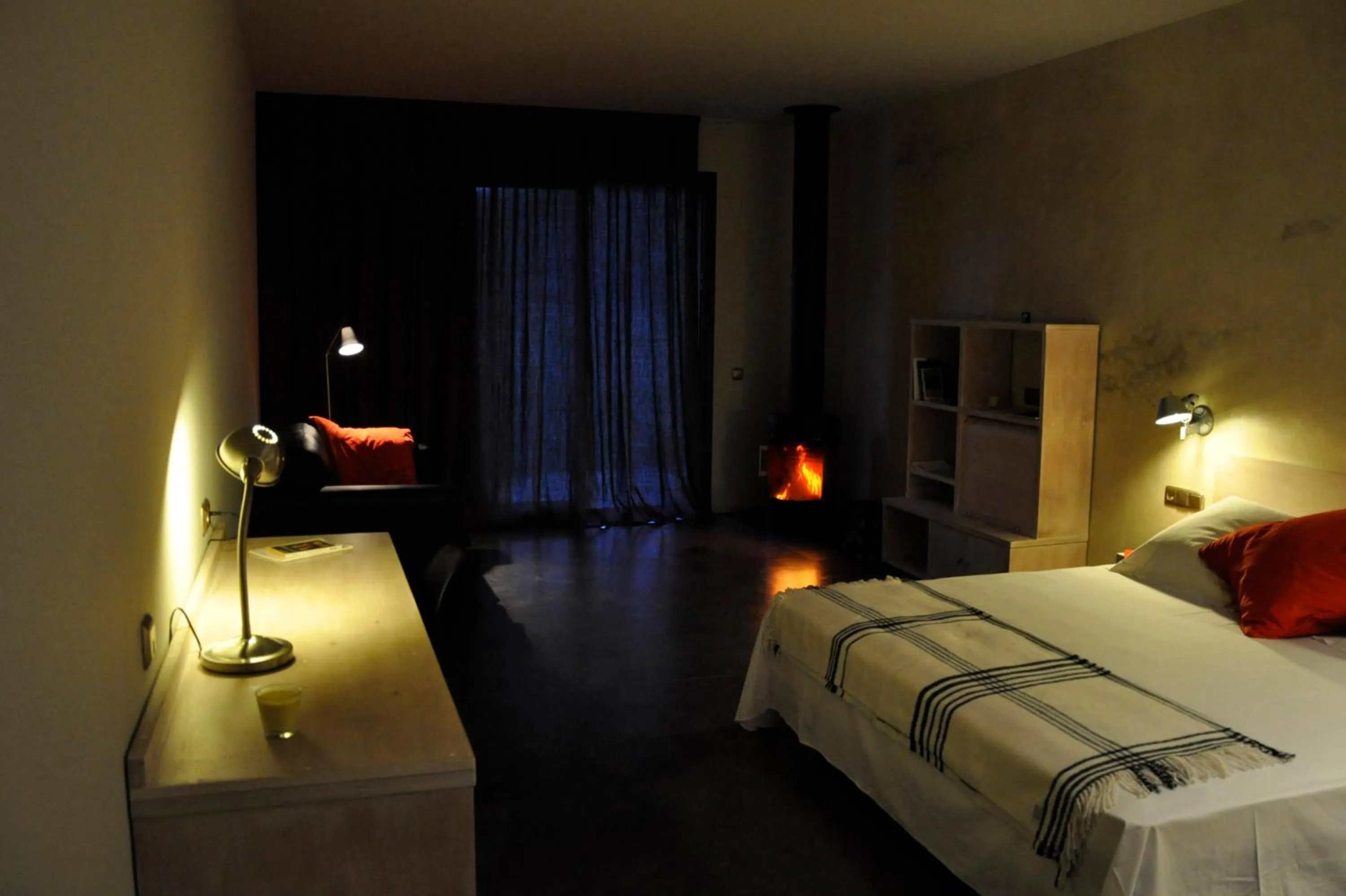 Photo of the whole room, Bed in Hotel Fundació L'Olivar