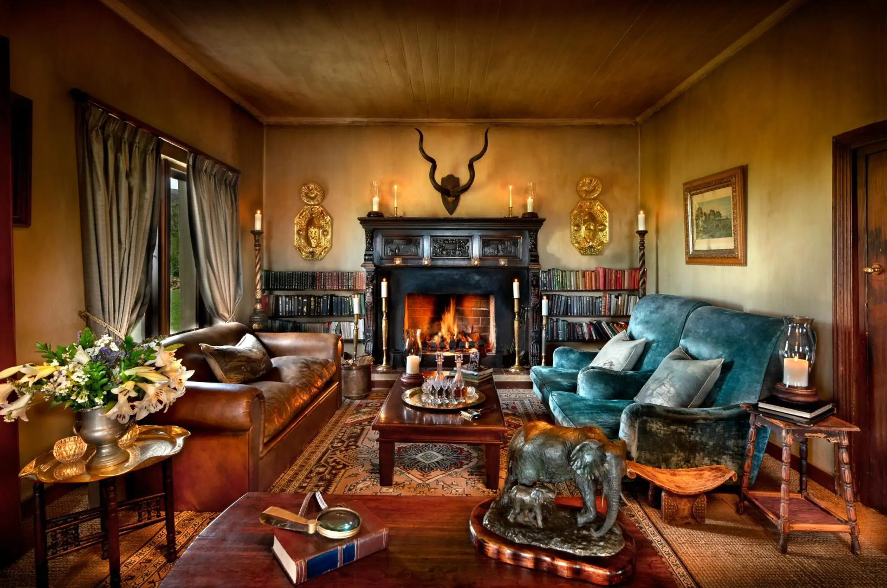 Living room in Gorah Elephant Camp Living room in Gorah Elephant Camp