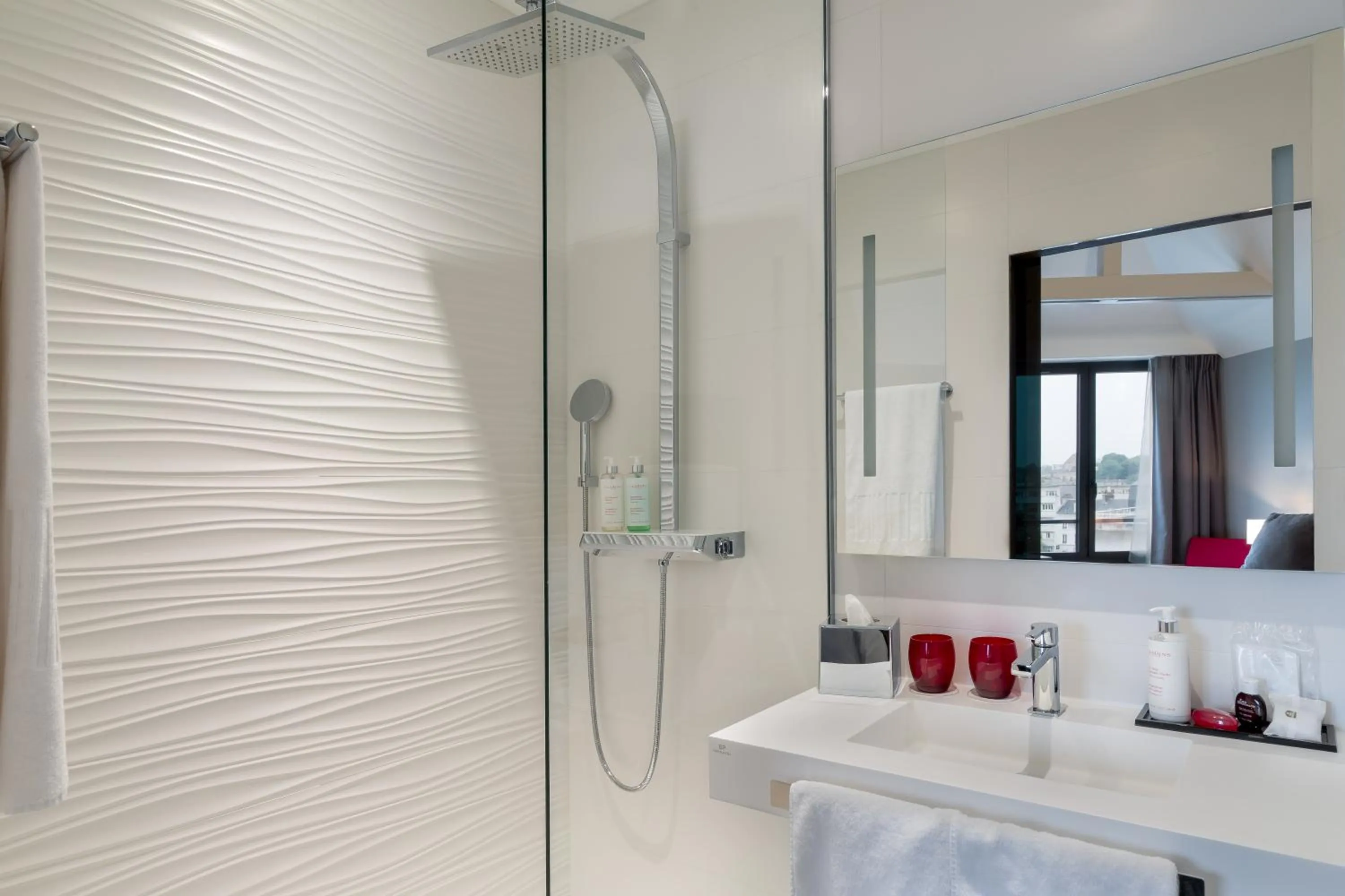 Bathroom in Best Western Plus Le Moderne