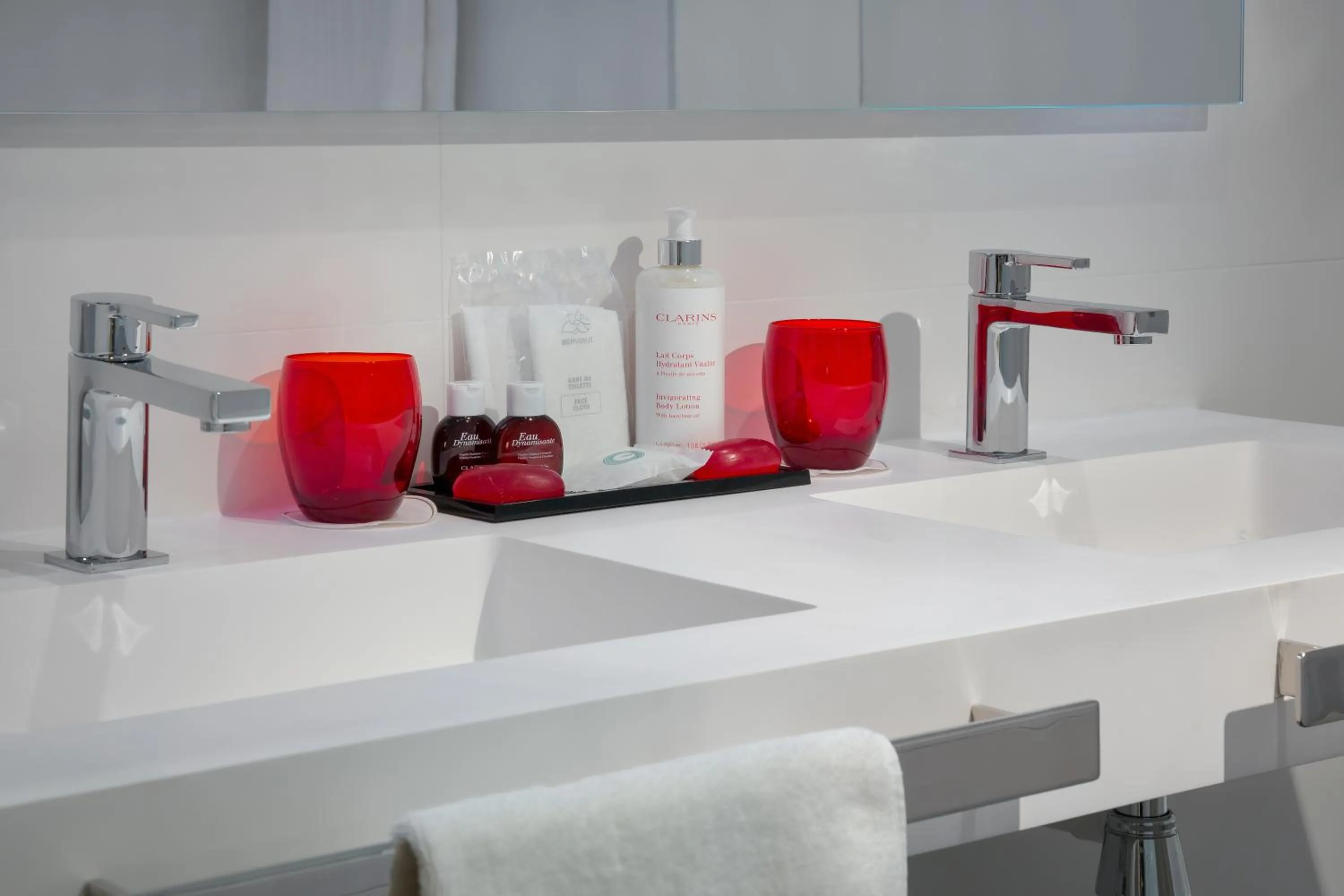 Bathroom in Best Western Plus Le Moderne