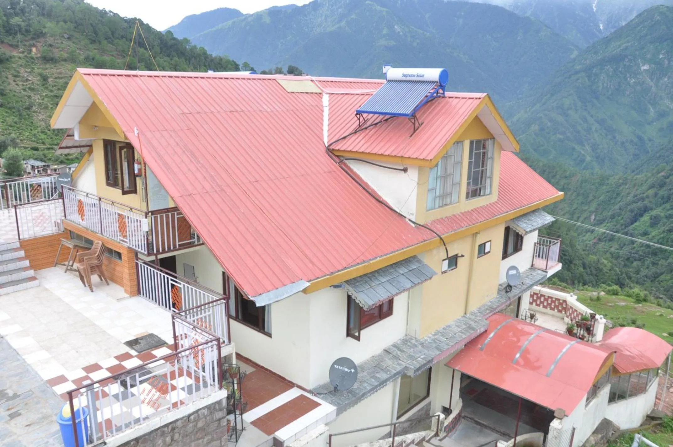 Bird's eye view in Dragon I Resorts