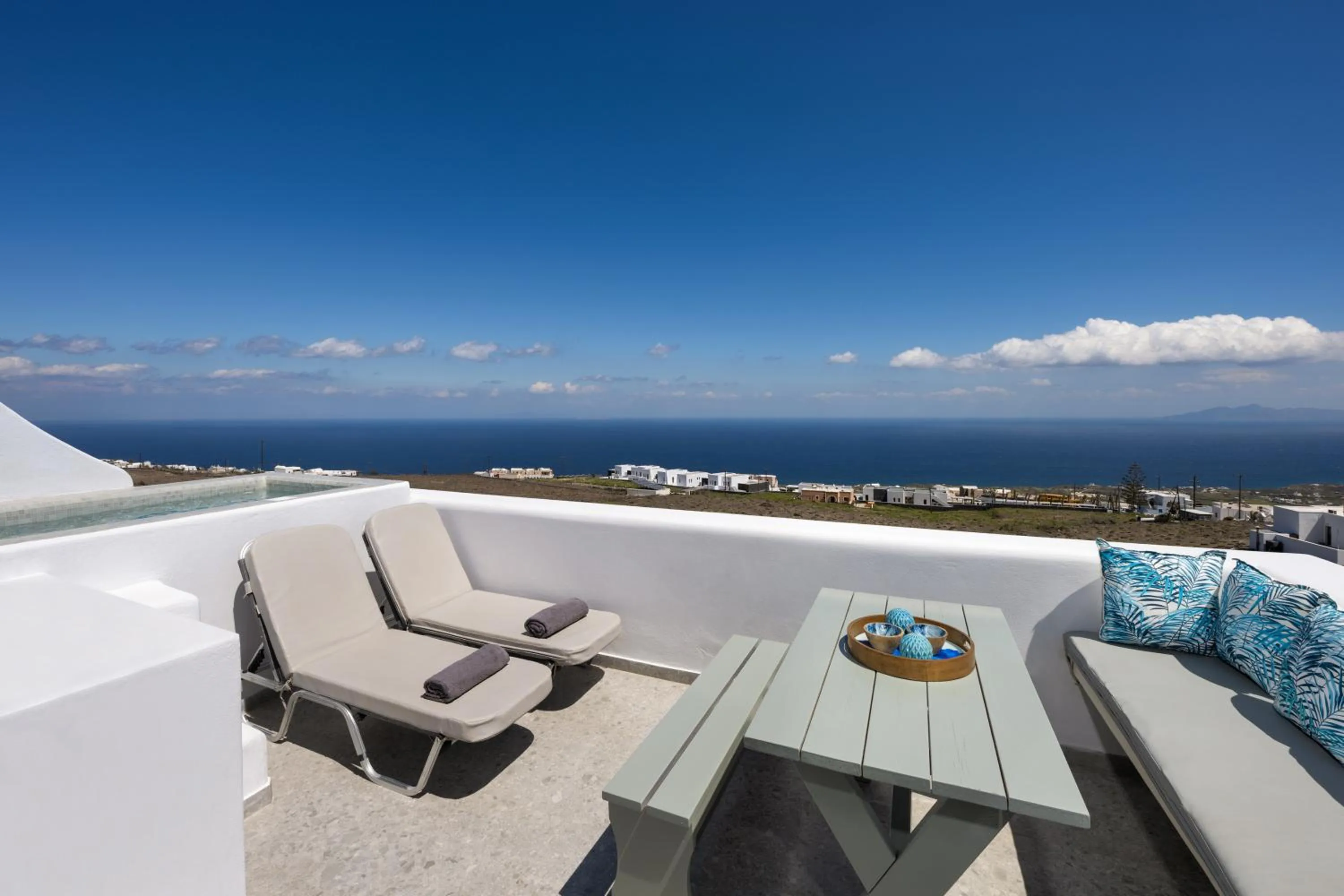 Hot Tub in Seven Suites