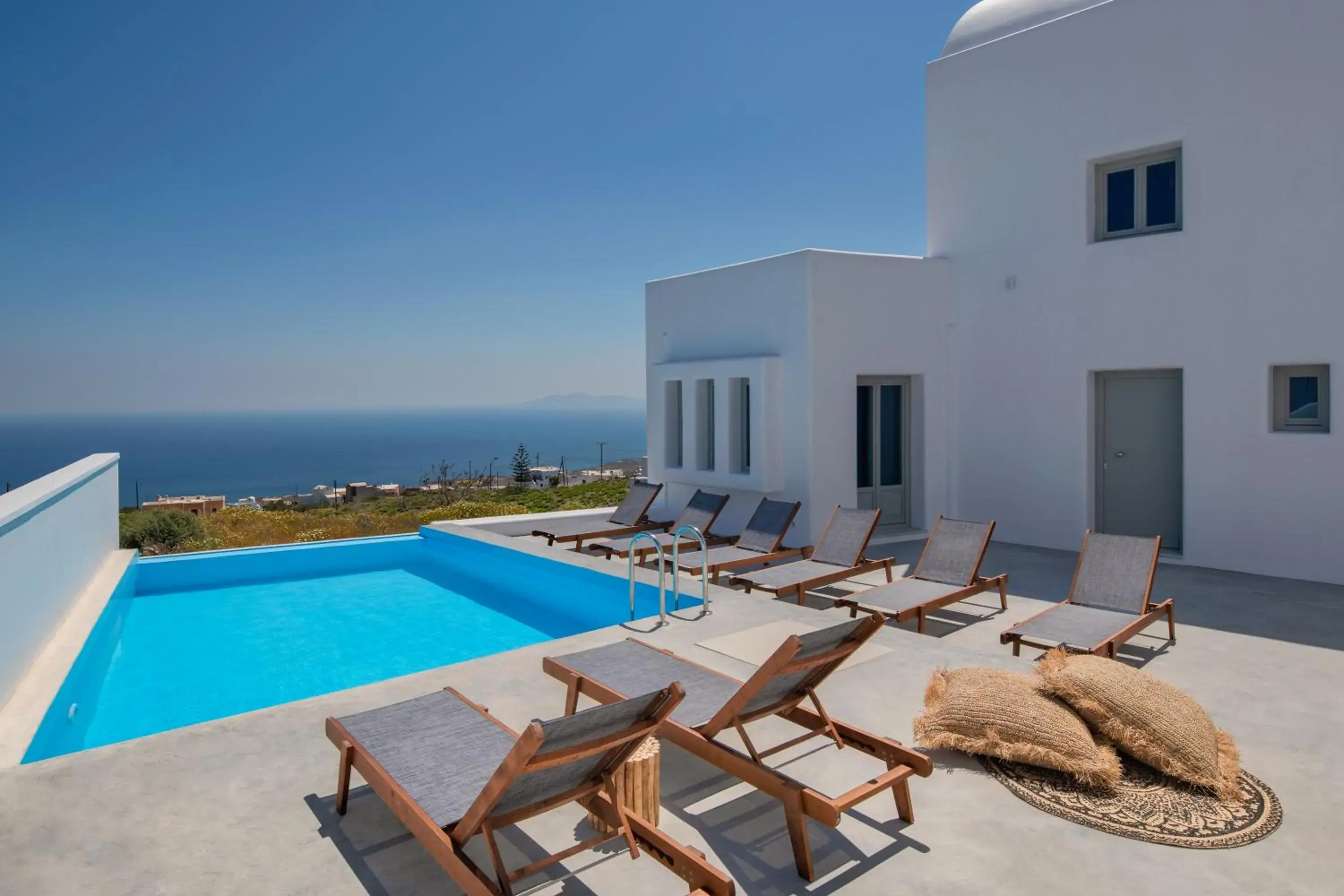 Property building in Seven Suites Property building in Seven Suites