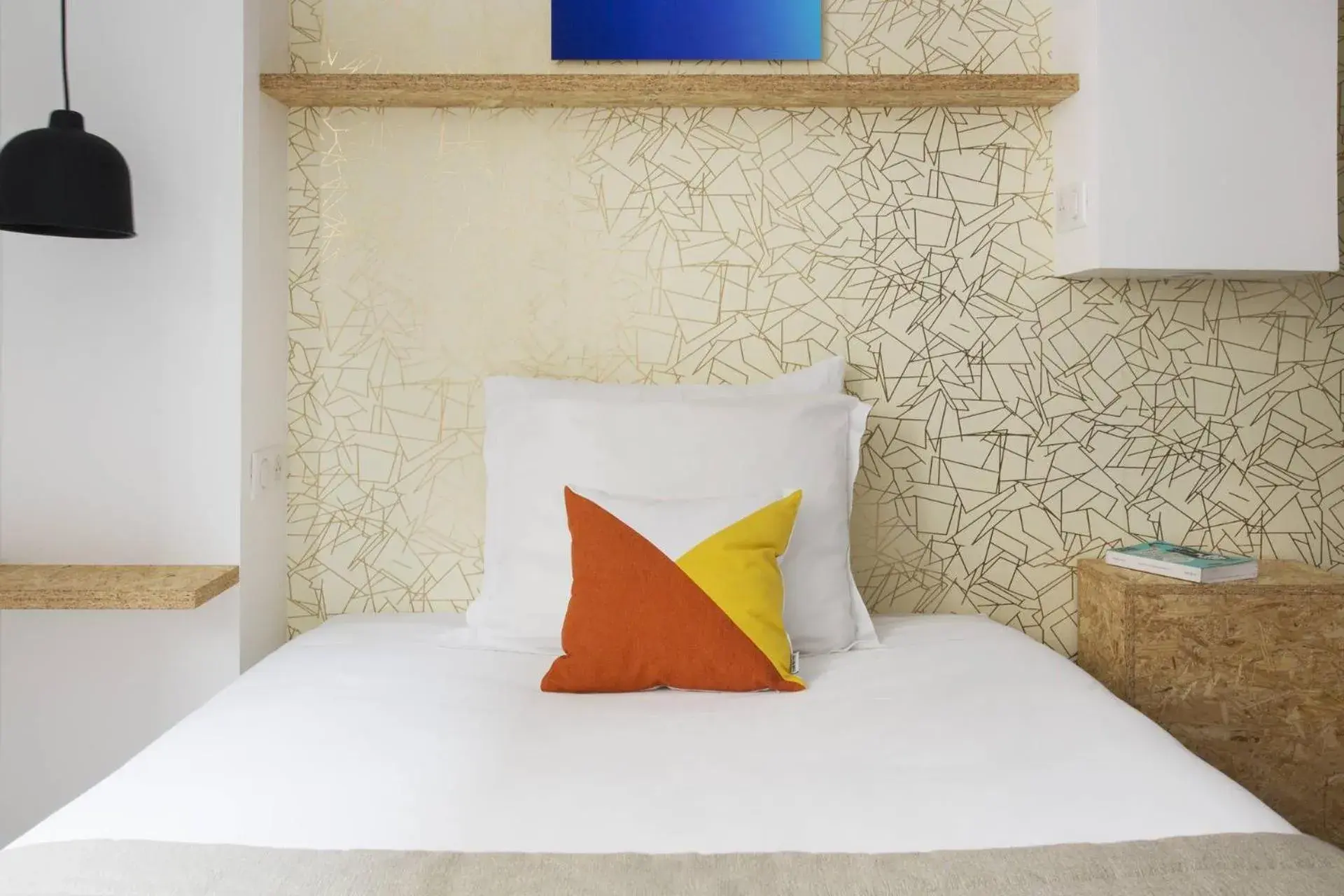 Single Room in Hotel Izzy Single Room in Hotel Izzy