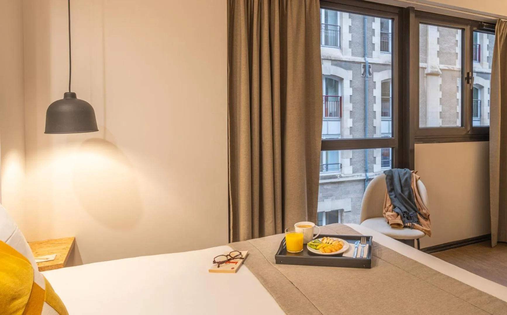 Bedroom, Bed in Hotel Izzy