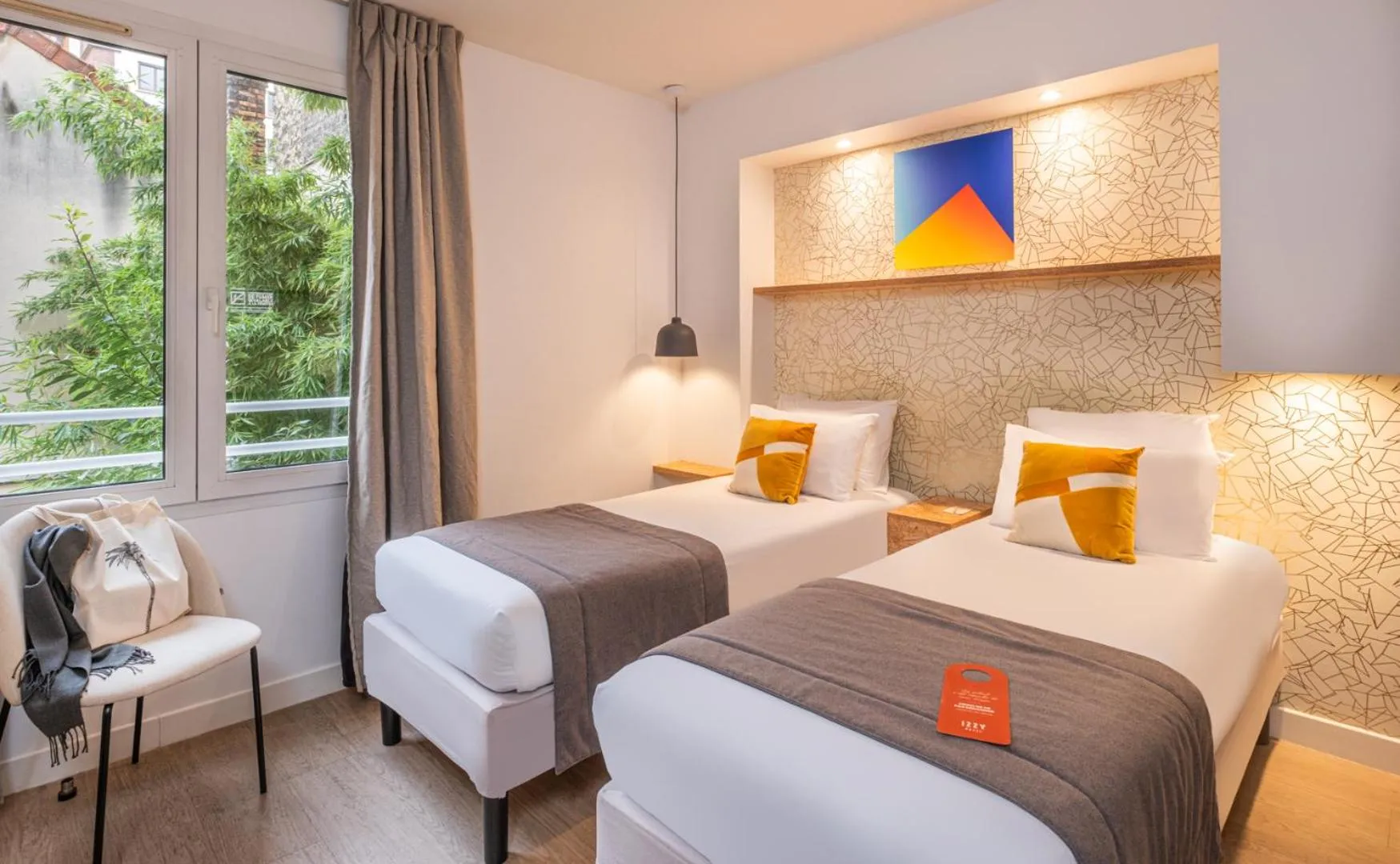 Bedroom, Bed in Hotel Izzy