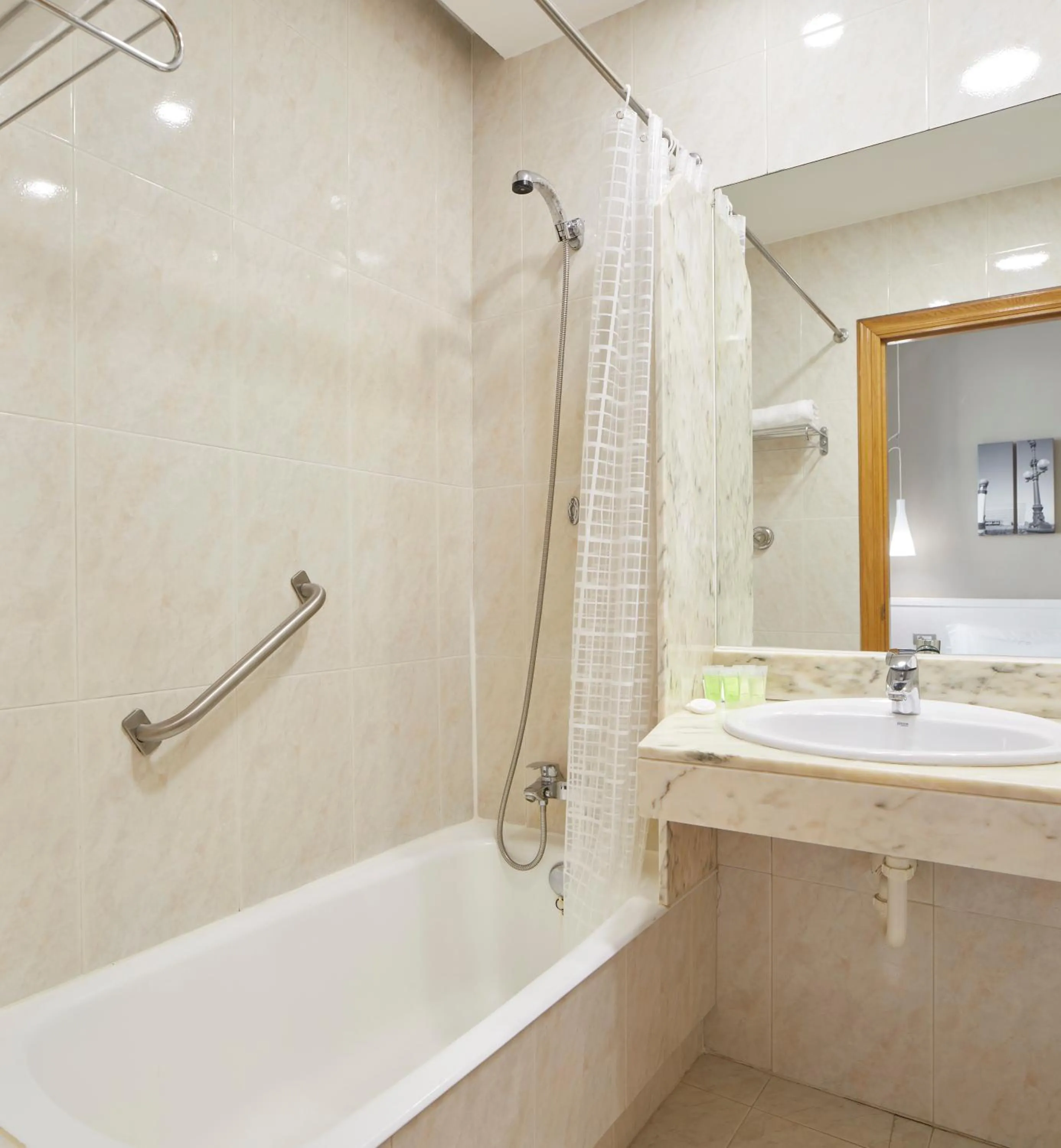 Bathroom in Pensión Alemana